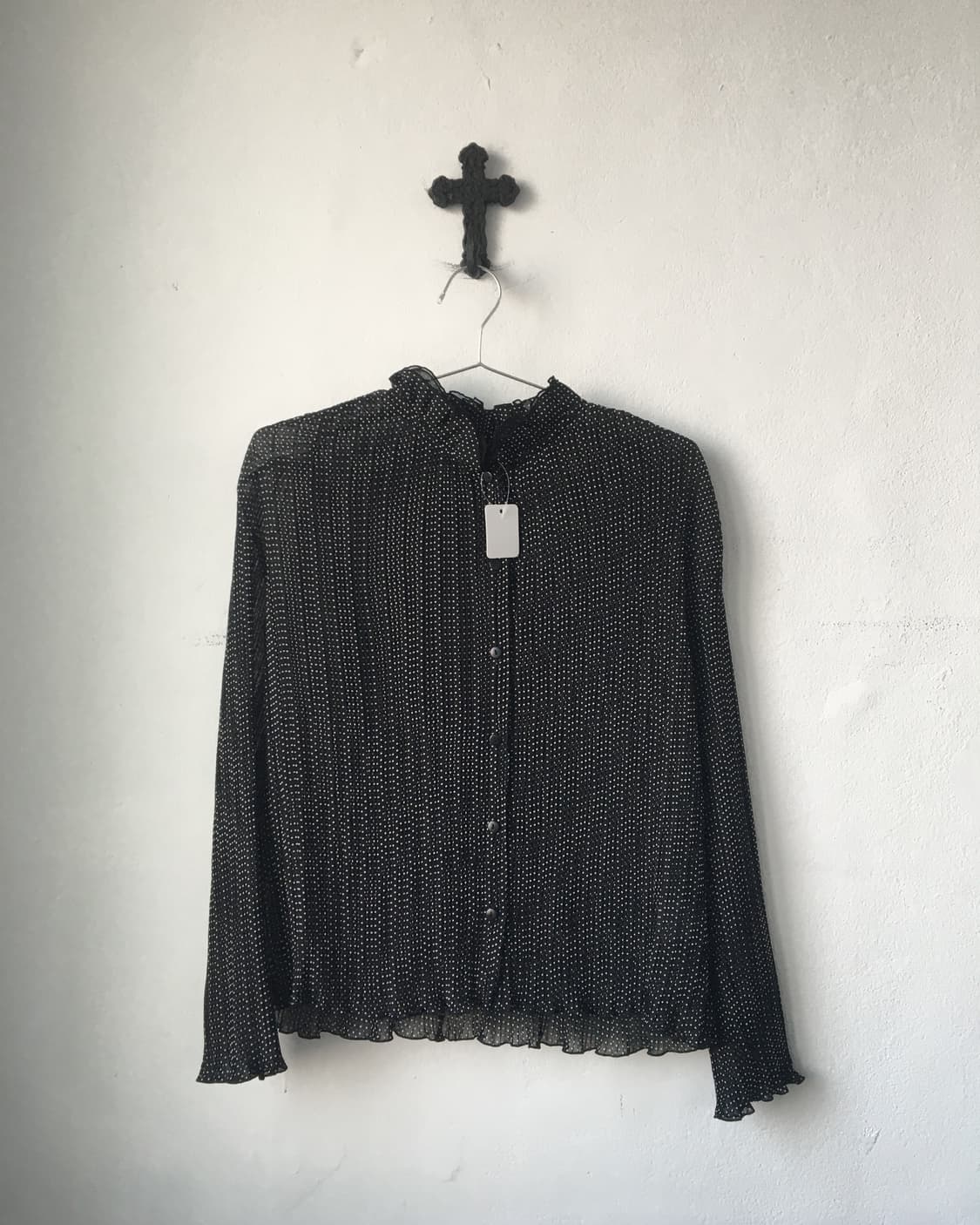 Dot pattern pleats blouse 상품이미지1