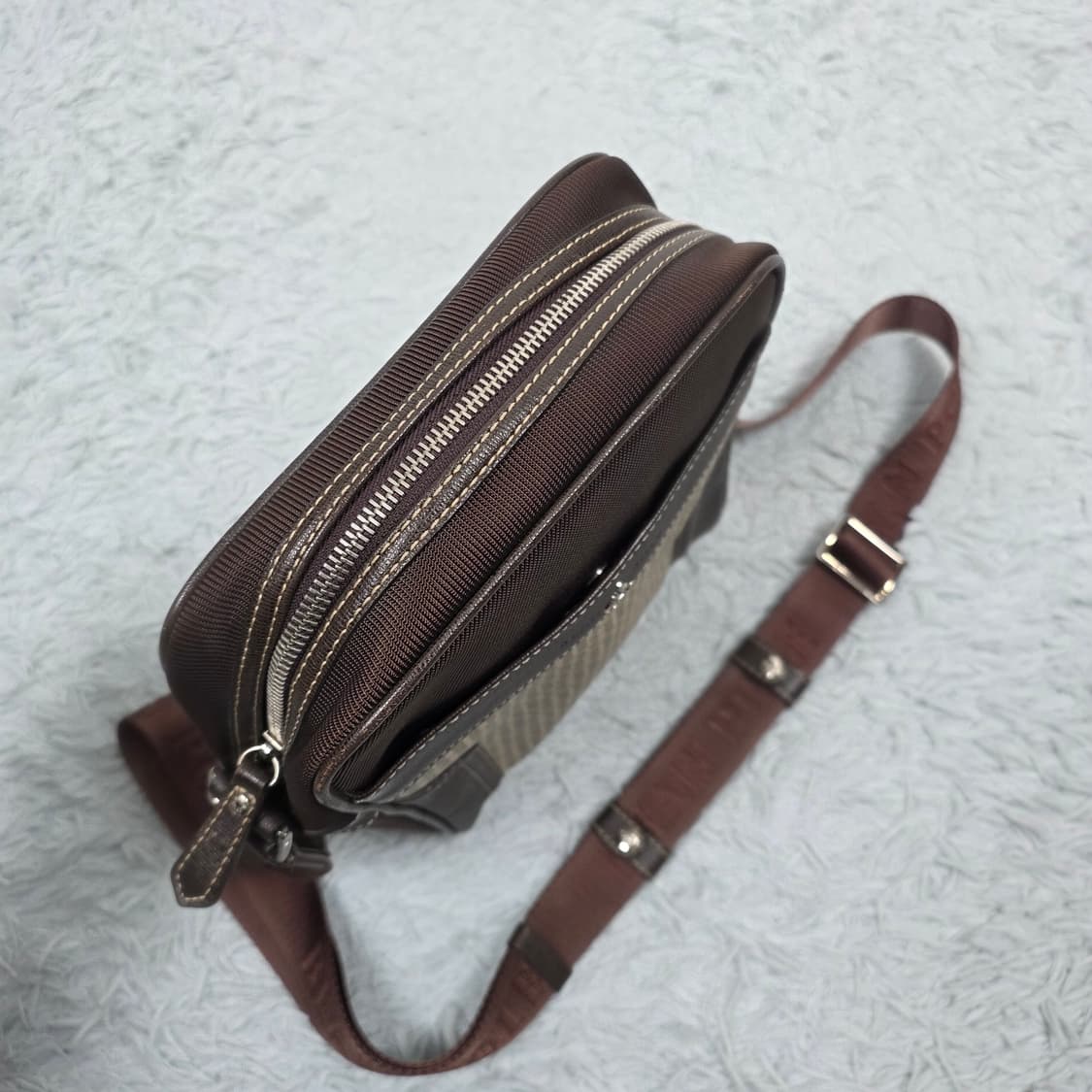 빈폴 BP 로고 패턴 크로스백 메신저백 브라운 상품이미지5