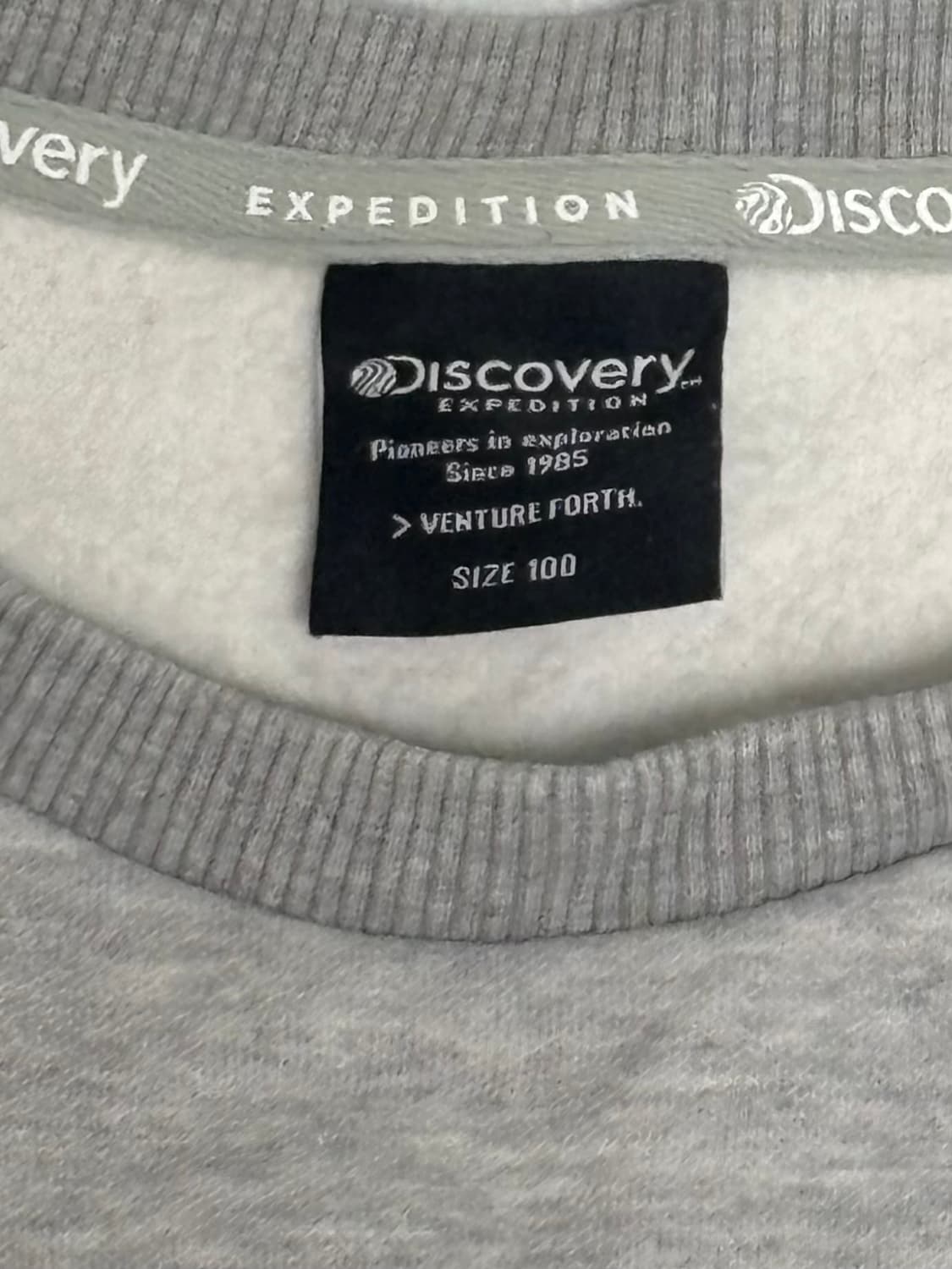 디스커버리 맨투맨 🩶 상품이미지3