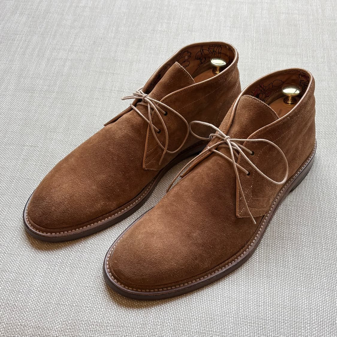 [UK8] Paul Smith 카멜 브라운 스웨이드 처카 부츠 상품이미지1