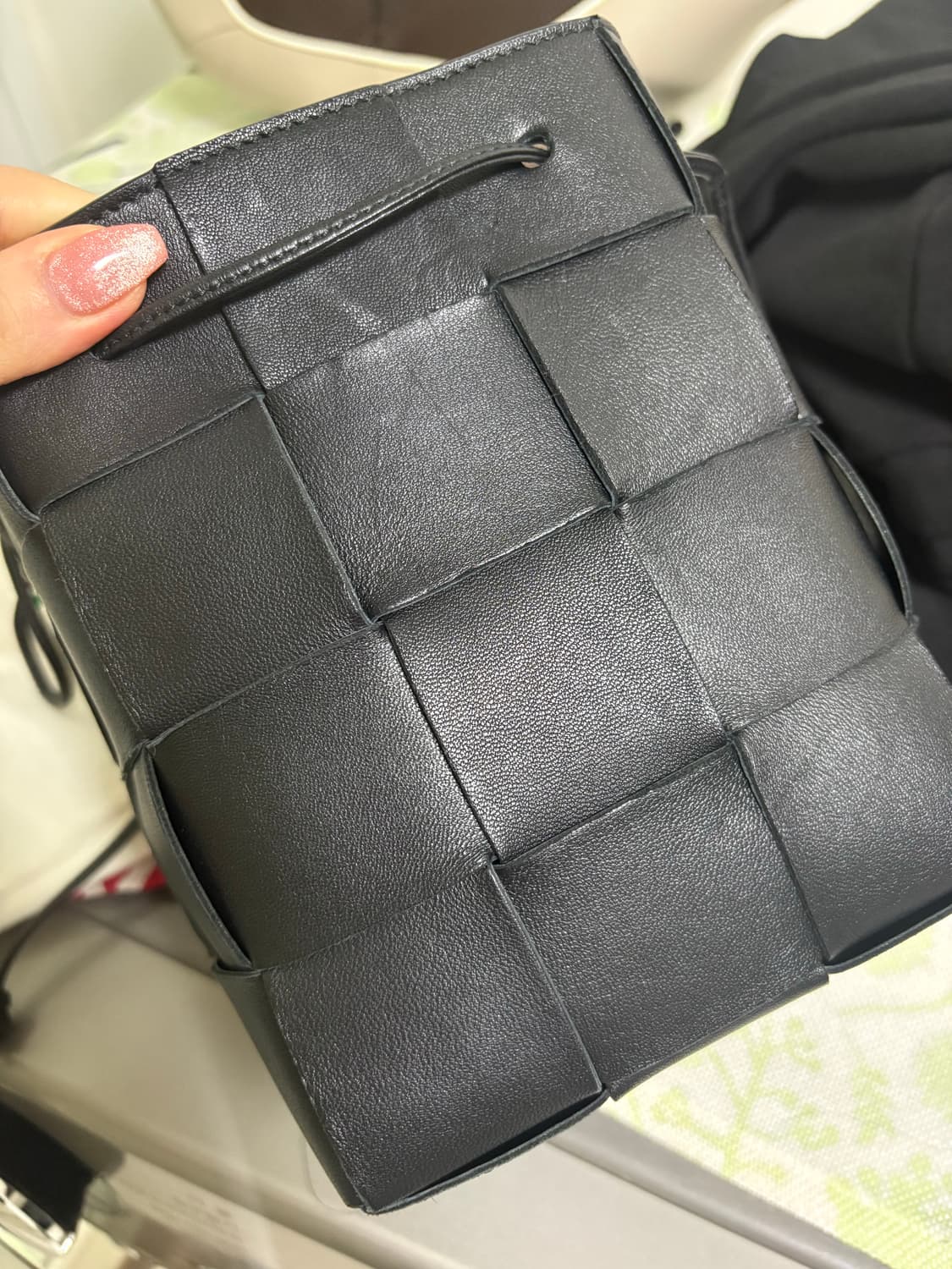 보테가베네타 버킷백 스몰 블랙 상품이미지6