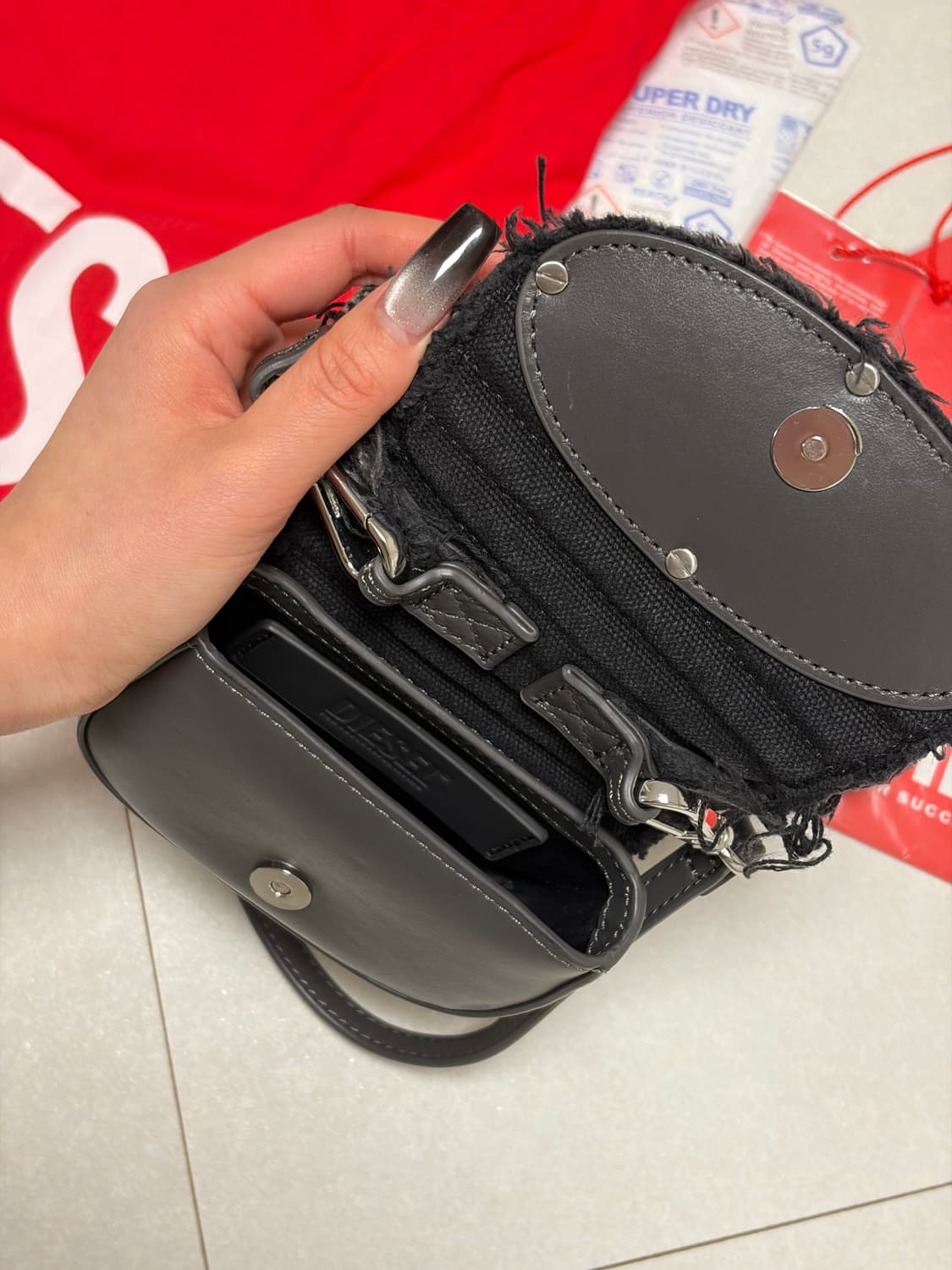 Diesel 1DR XS 미니백 블랙 상품이미지4