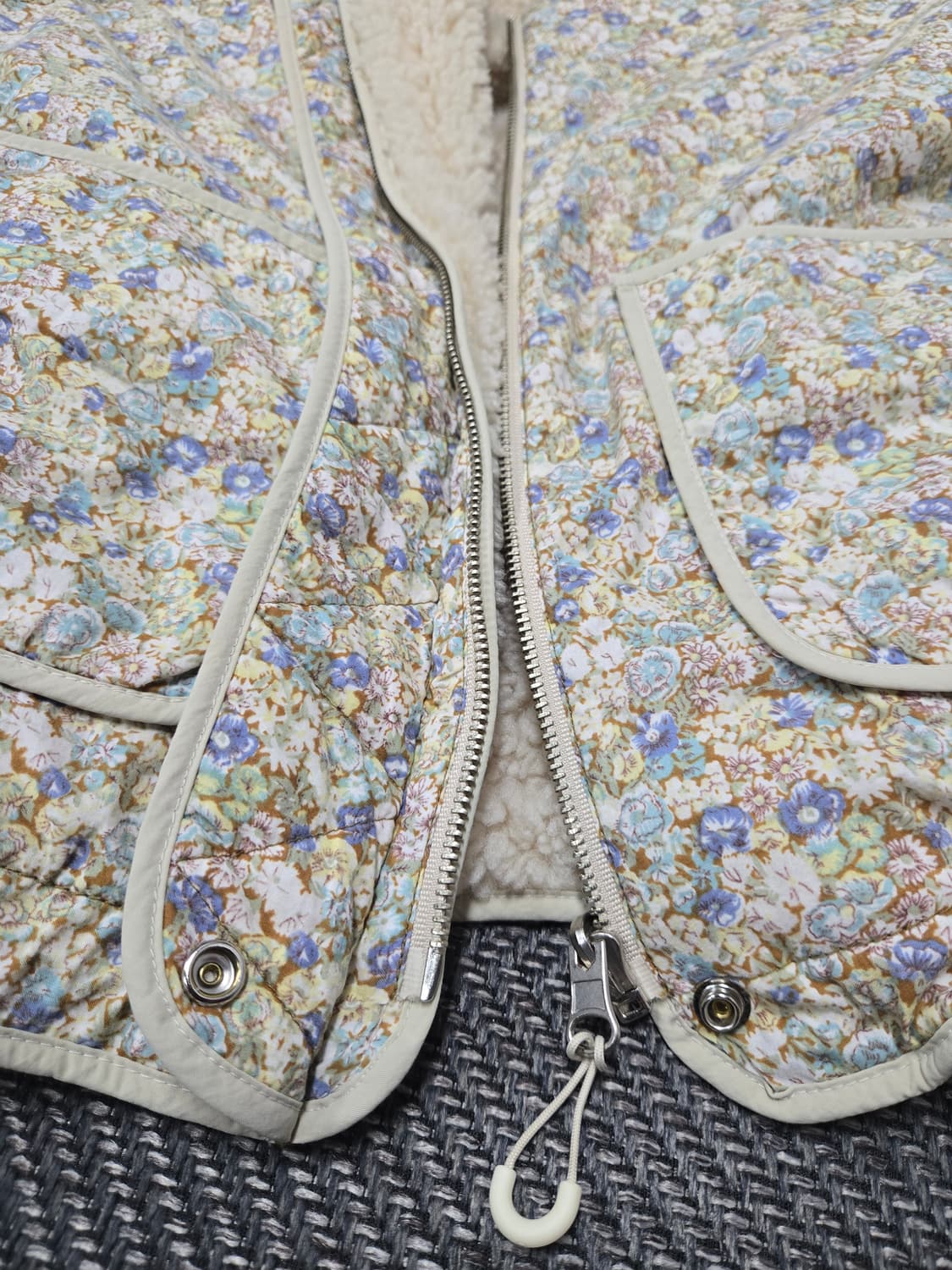 써스데이아일랜드 양면 뽀글이 플리스 자켓 상품이미지4