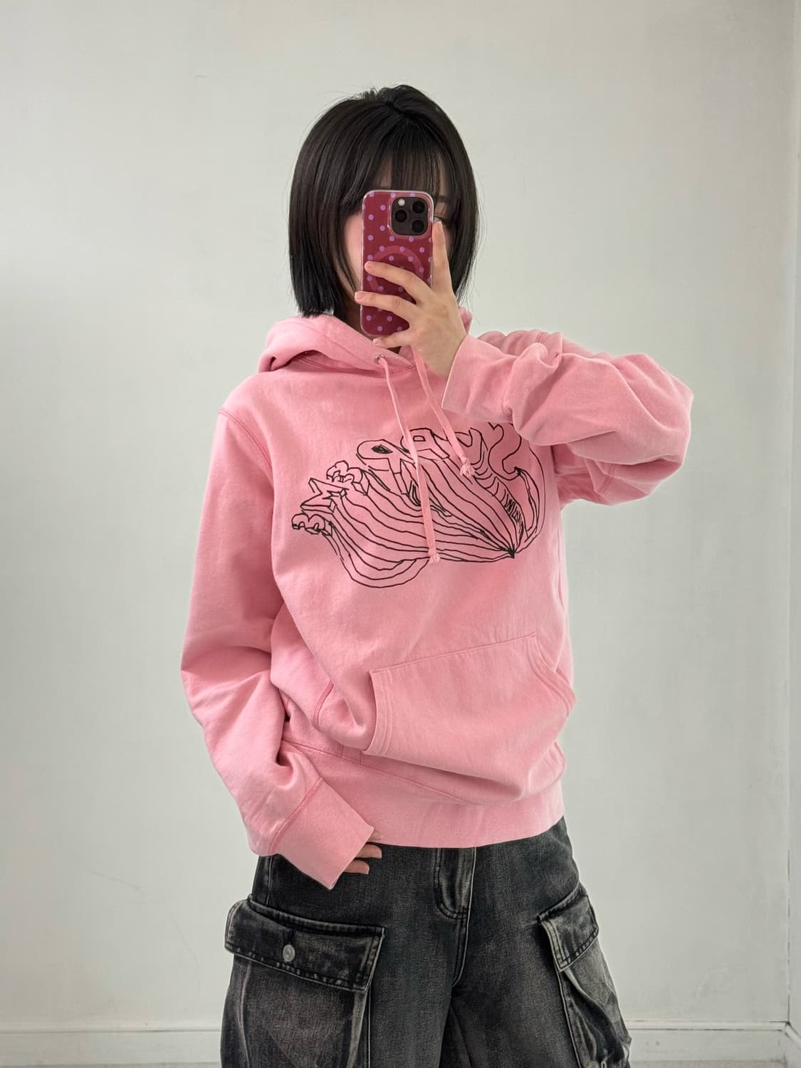 슈프림 다니엘 존스톤 핑크 후드티 상품이미지3