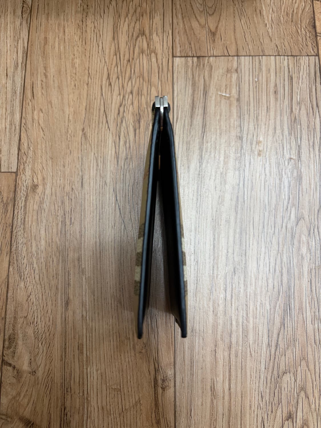 버버리 머니클립 상태좋은 중고 판매합니다 상품이미지5