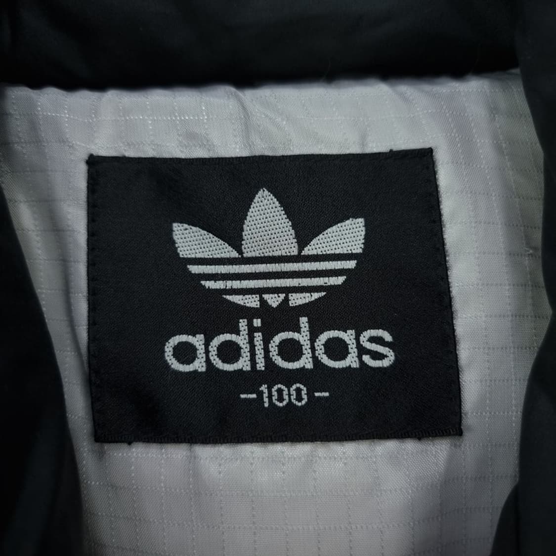 [아디다스] 90'S 올드스쿨 빈티지 패딩 베스트 조끼 블랙 M18489 상품이미지9