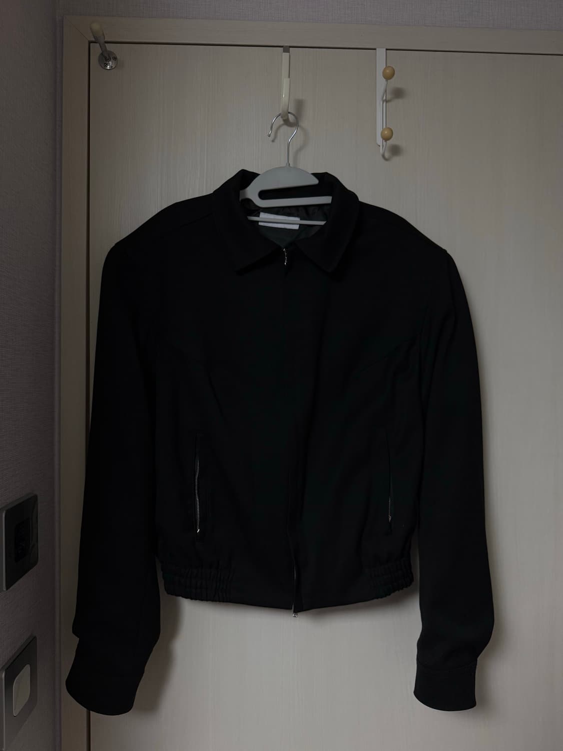리젤서비스 SLEEK CROP JACKET 상품이미지3