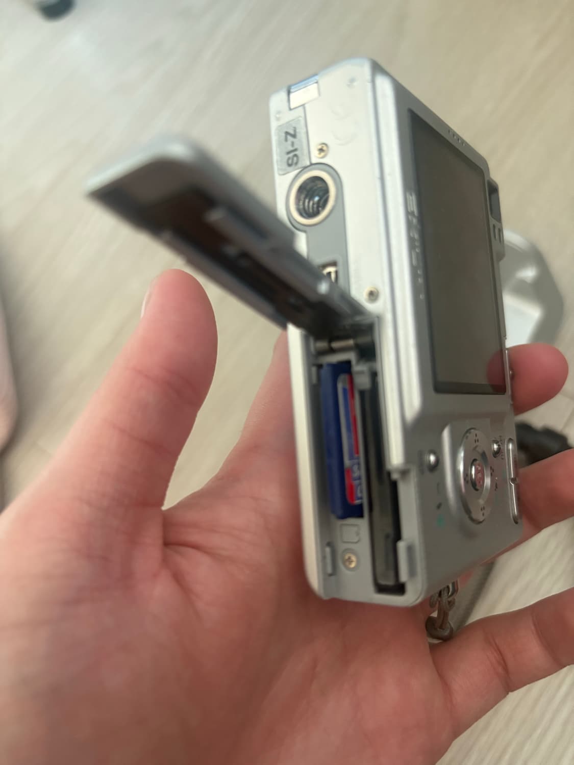 카시오 디지털카메라 ex-z3 상품이미지3