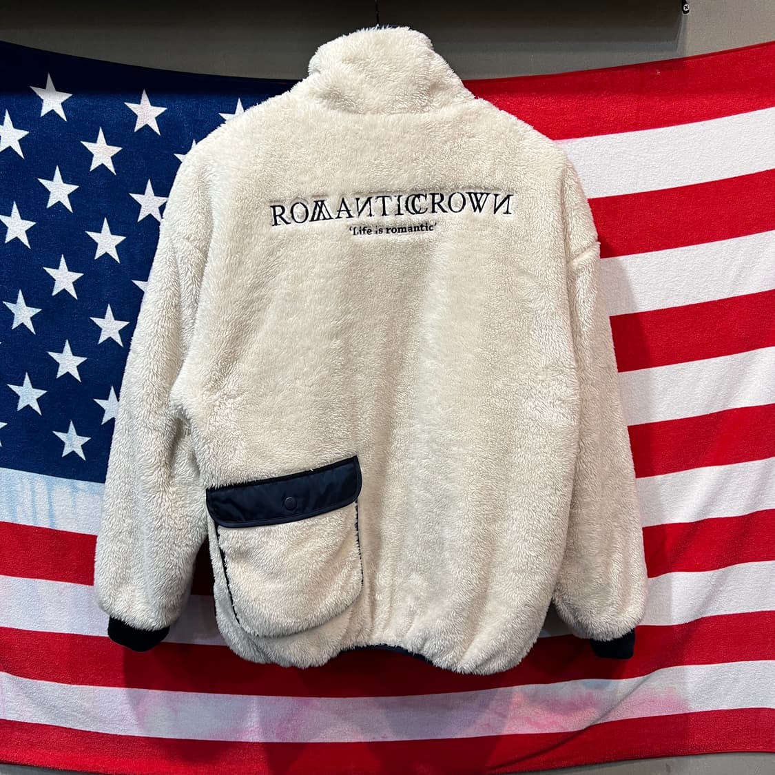 로맨틱크라운 플리스 집업 상품이미지2