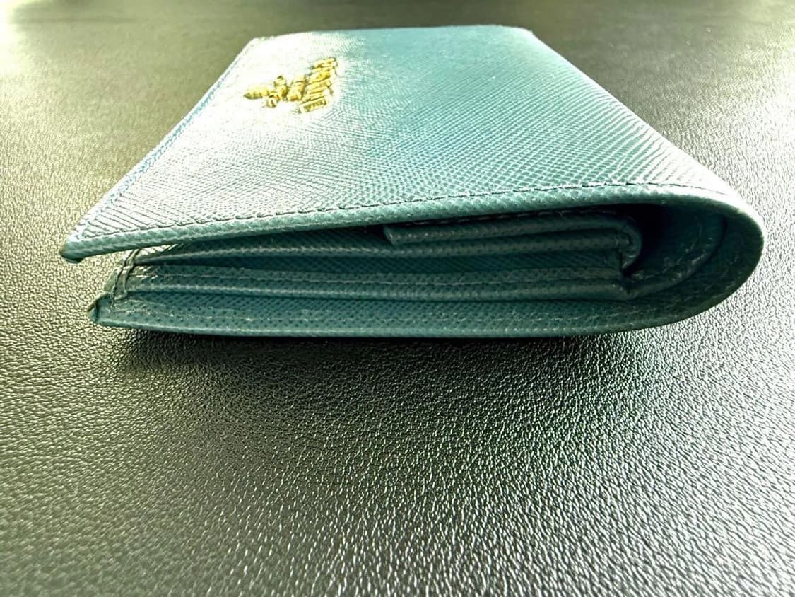 프라다 지갑 PRADA Bifold Wallet light blue 상품이미지4