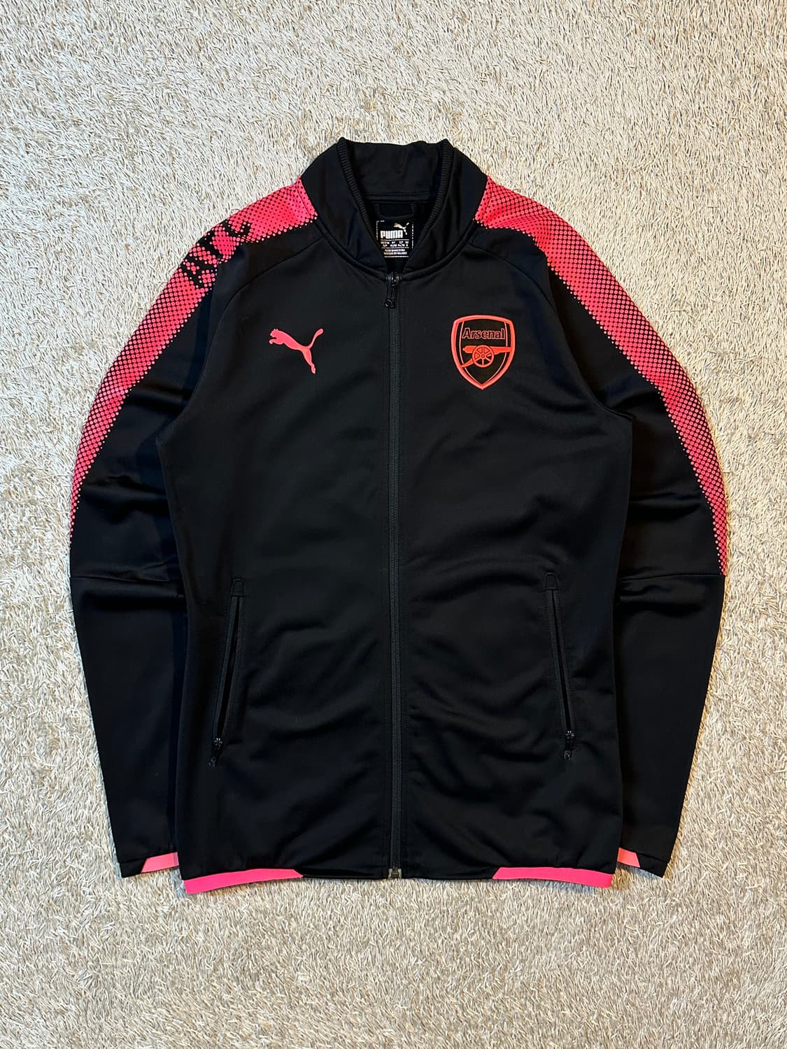 푸마 아스날 17-18 스타디움 트랙탑 져지 블랙 핑크 상품이미지1