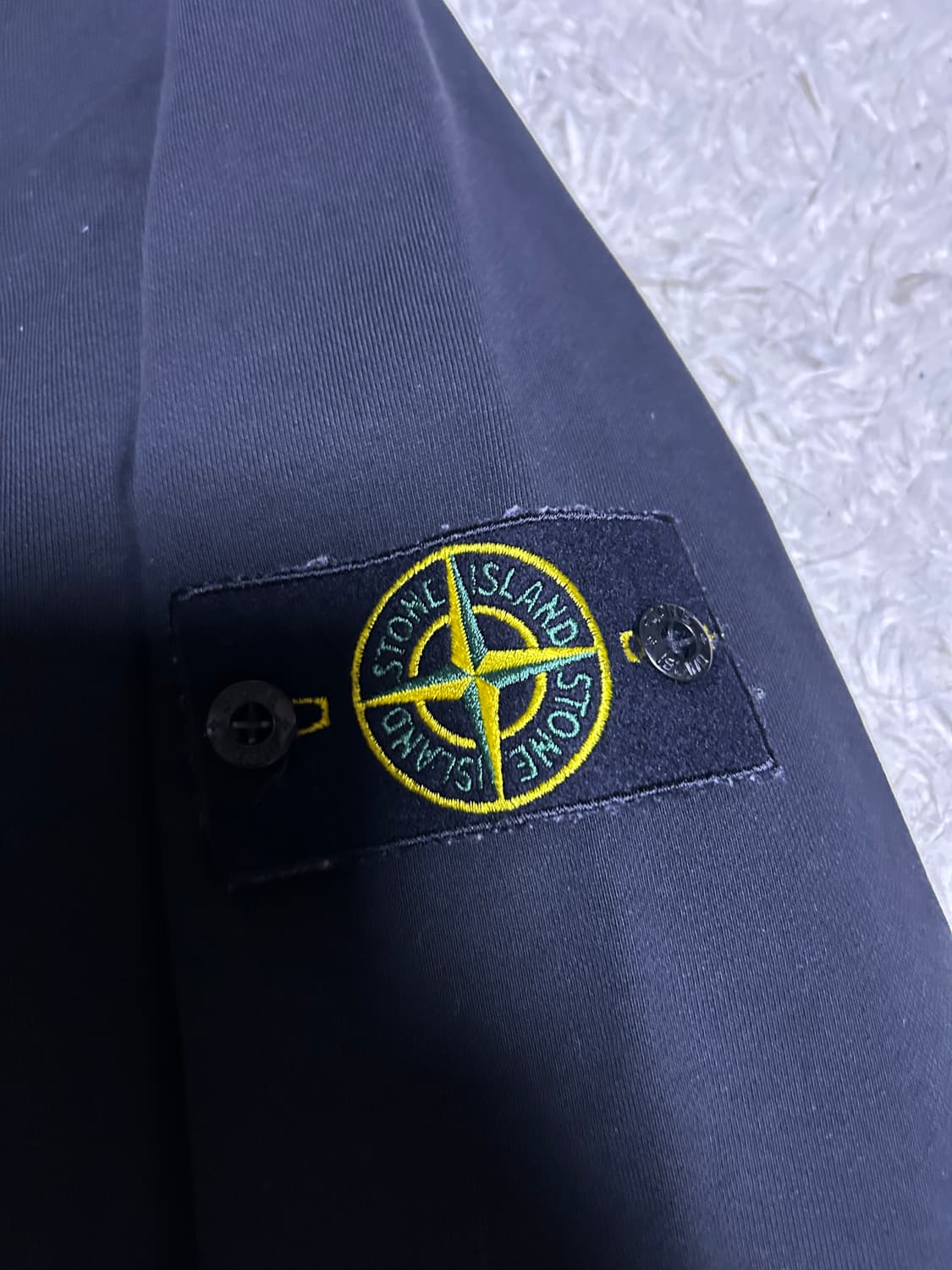 [M] 스톤아일랜드 맨투맨 블랙 상품이미지3