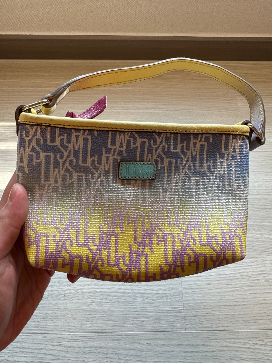 [정품] 닥스(DAKS) 로고 패턴 자카드 미니백/파우치 판매합니다 상품이미지4