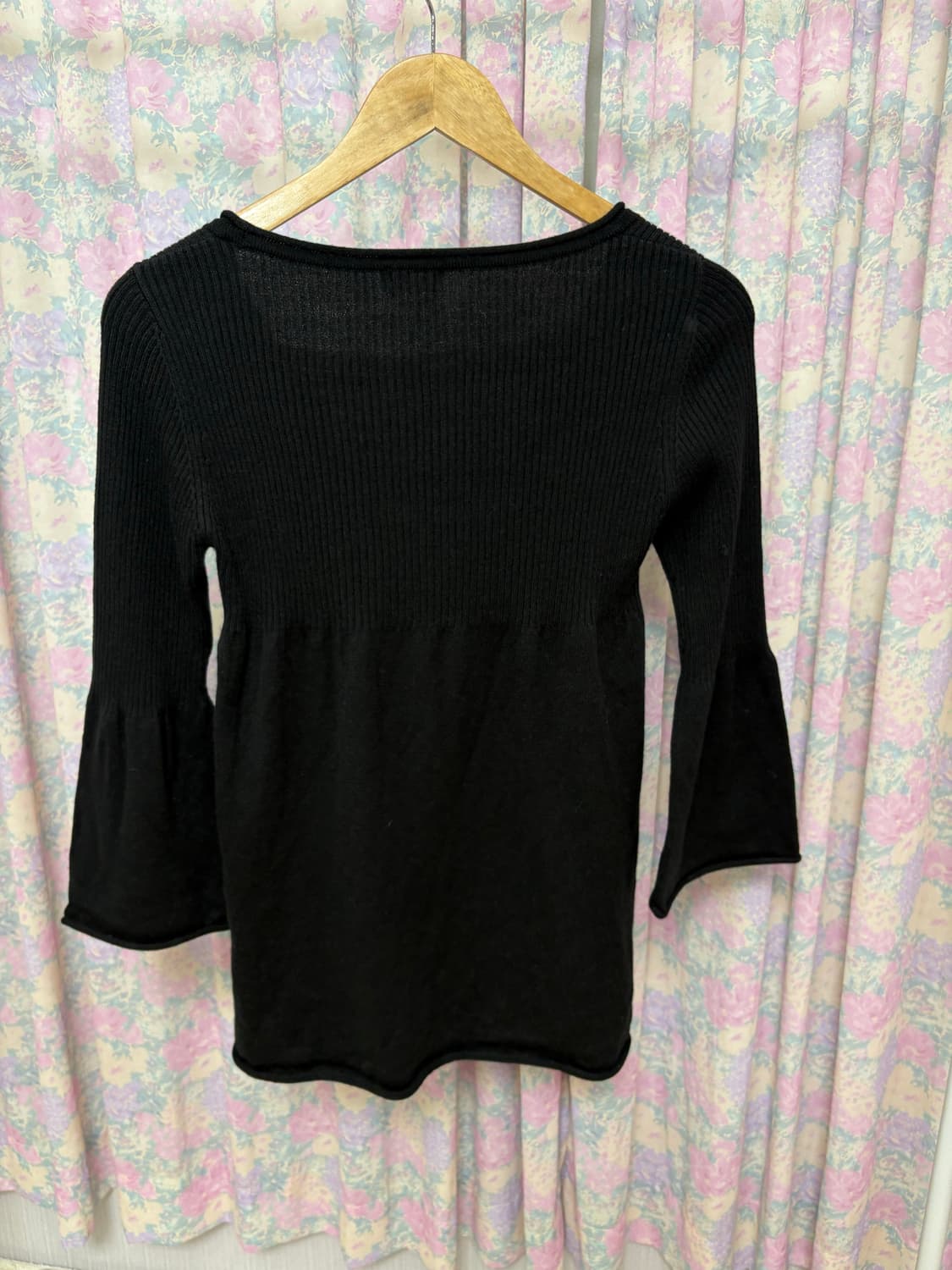 블랙 스트라이프 포인트 니트 상품이미지9