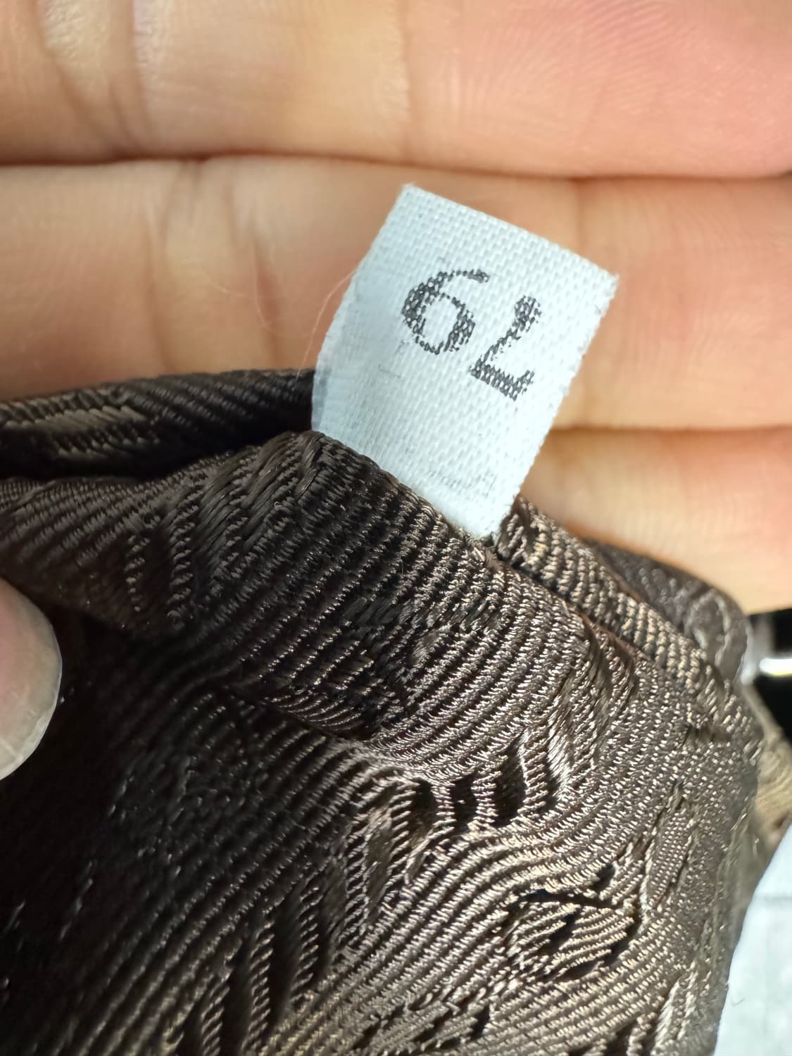 프라다 포코노 나일론 백팩 (올리브) 상품이미지7