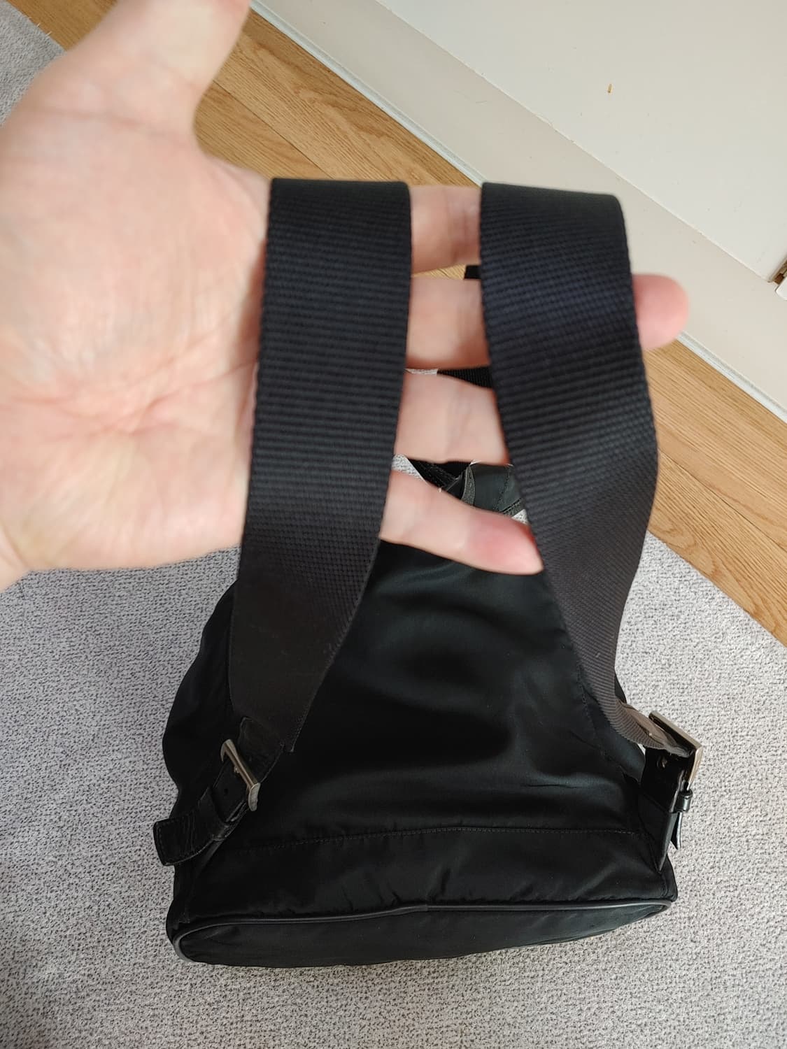 정품 프라다 테수토 나일론 투포켓 포코노 백팩 상품이미지6