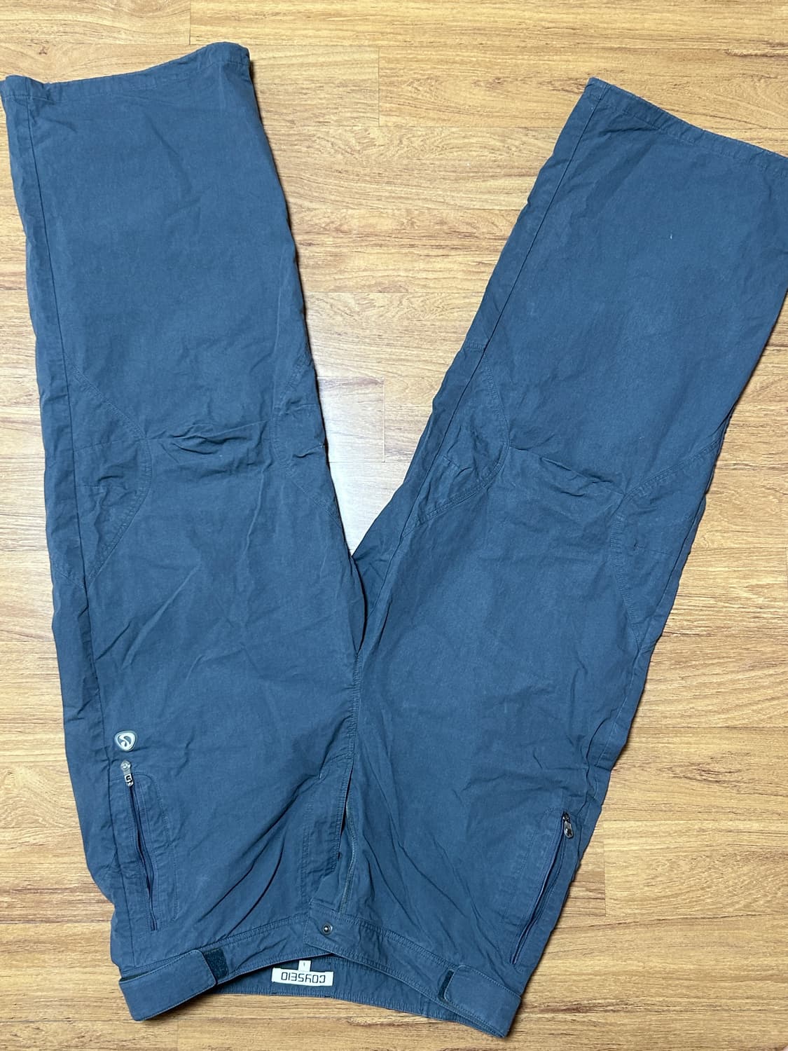 코이세이오 커브 핀턱 팬츠 블루 그레이 1 상품이미지3