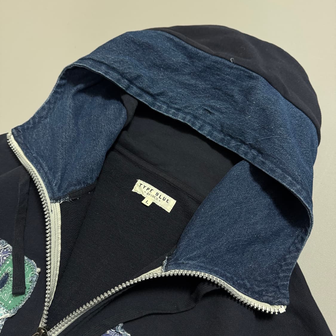 아비렉스(AVIREX) 다크네이비컬러 페이즐리 ARMY 스웨트 후드 집업 상품이미지3