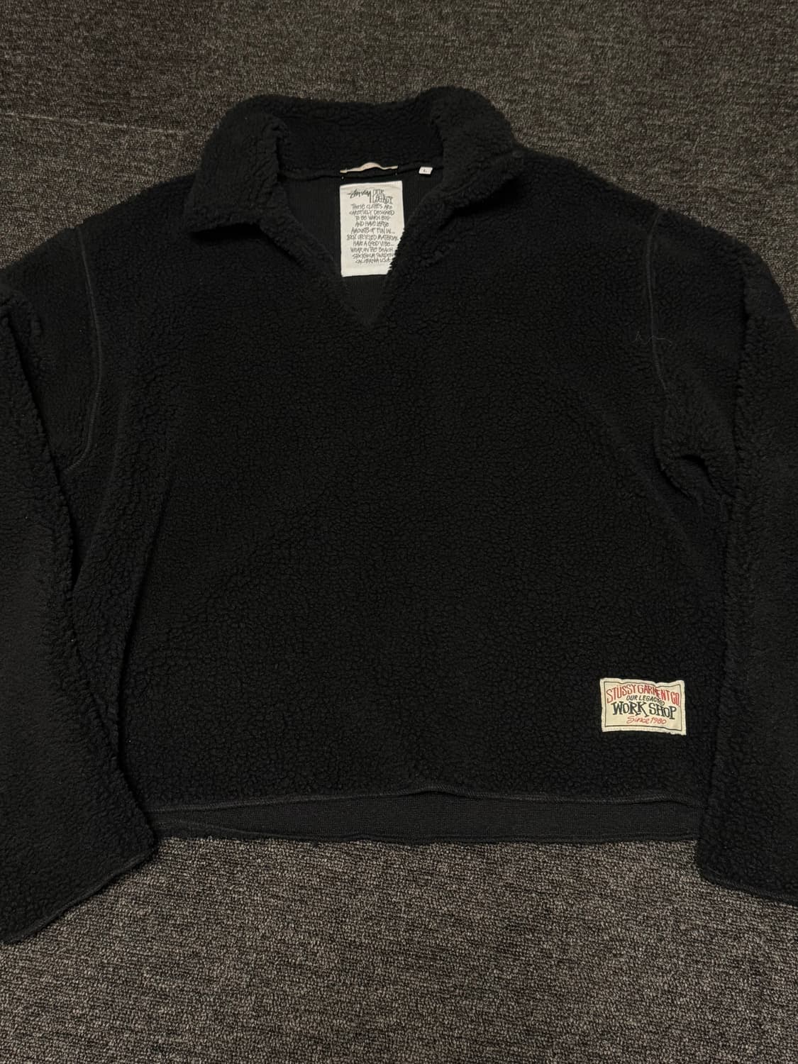 [L] 스투시 x 아워레가시 워크샵 러너 플리스 풀오버 블랙 상품이미지1