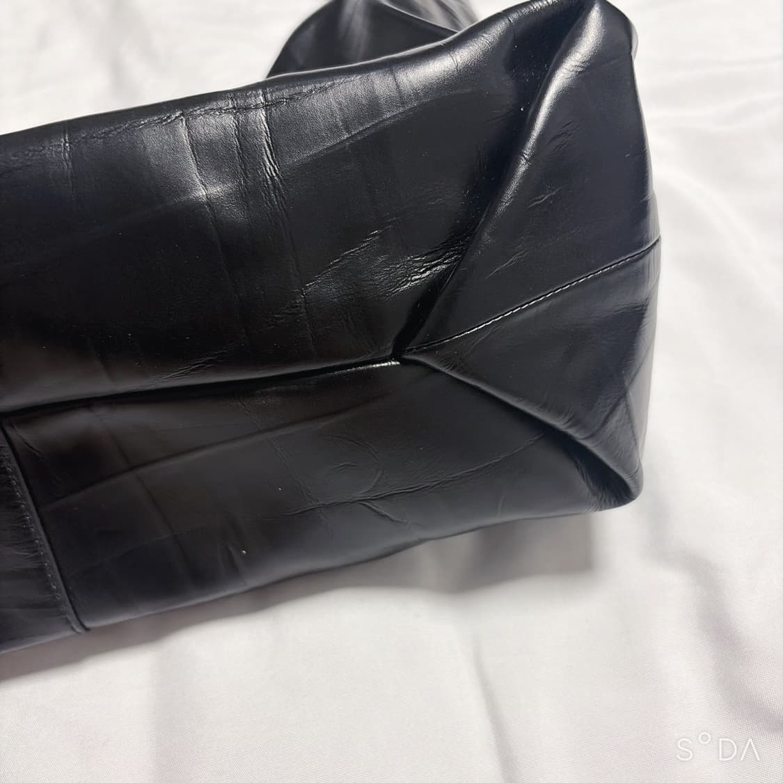 FERIA 페리아 블랙 레더 숄더백 상품이미지5