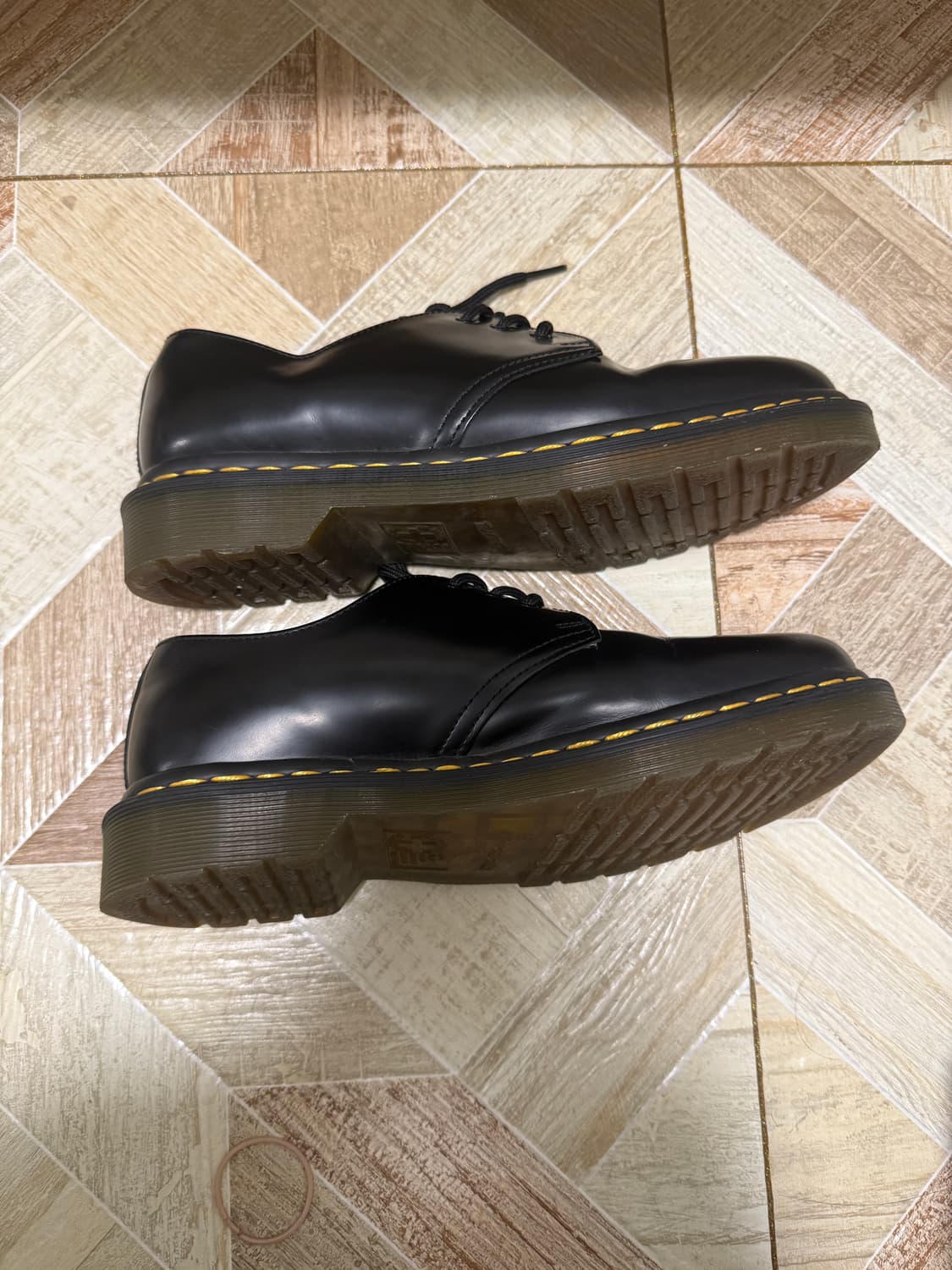 6UK 닥터마틴 3홀 스무스 1461 (250사이즈) 상품이미지2