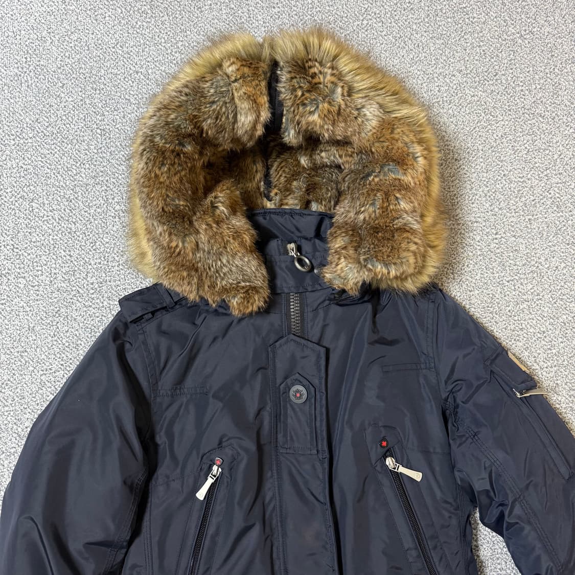 [정가 100만원] 벨렌슈타인 덕다운 패딩 여성용 상품이미지8