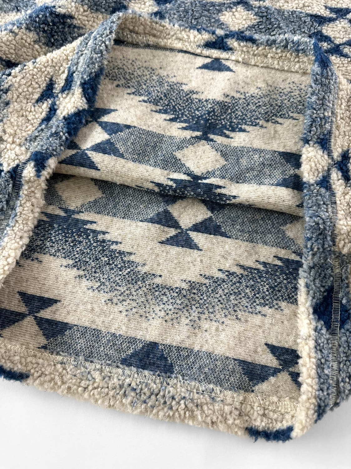 90s 빈티지 Gate18 나바호 패턴 부클 플리스 상품이미지10