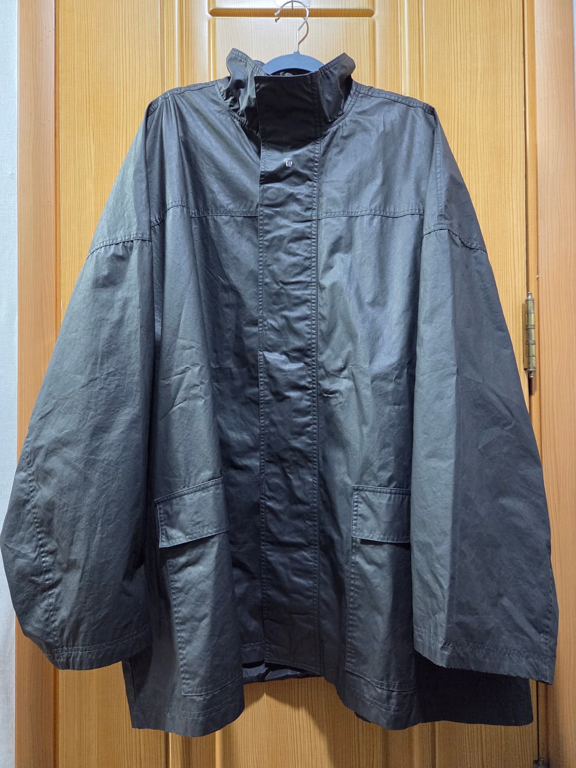 YEEZY GAP COATED COTTON LIGHT PARKA 상품이미지1