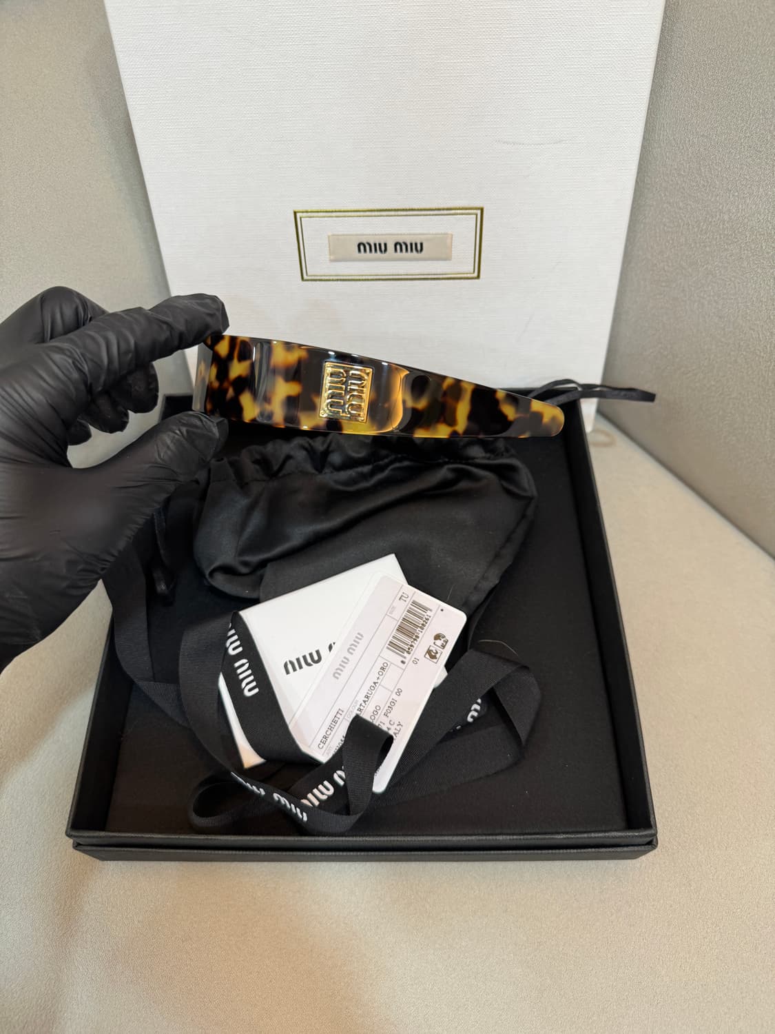 새상품 미우미우 헤어밴드  상품이미지1