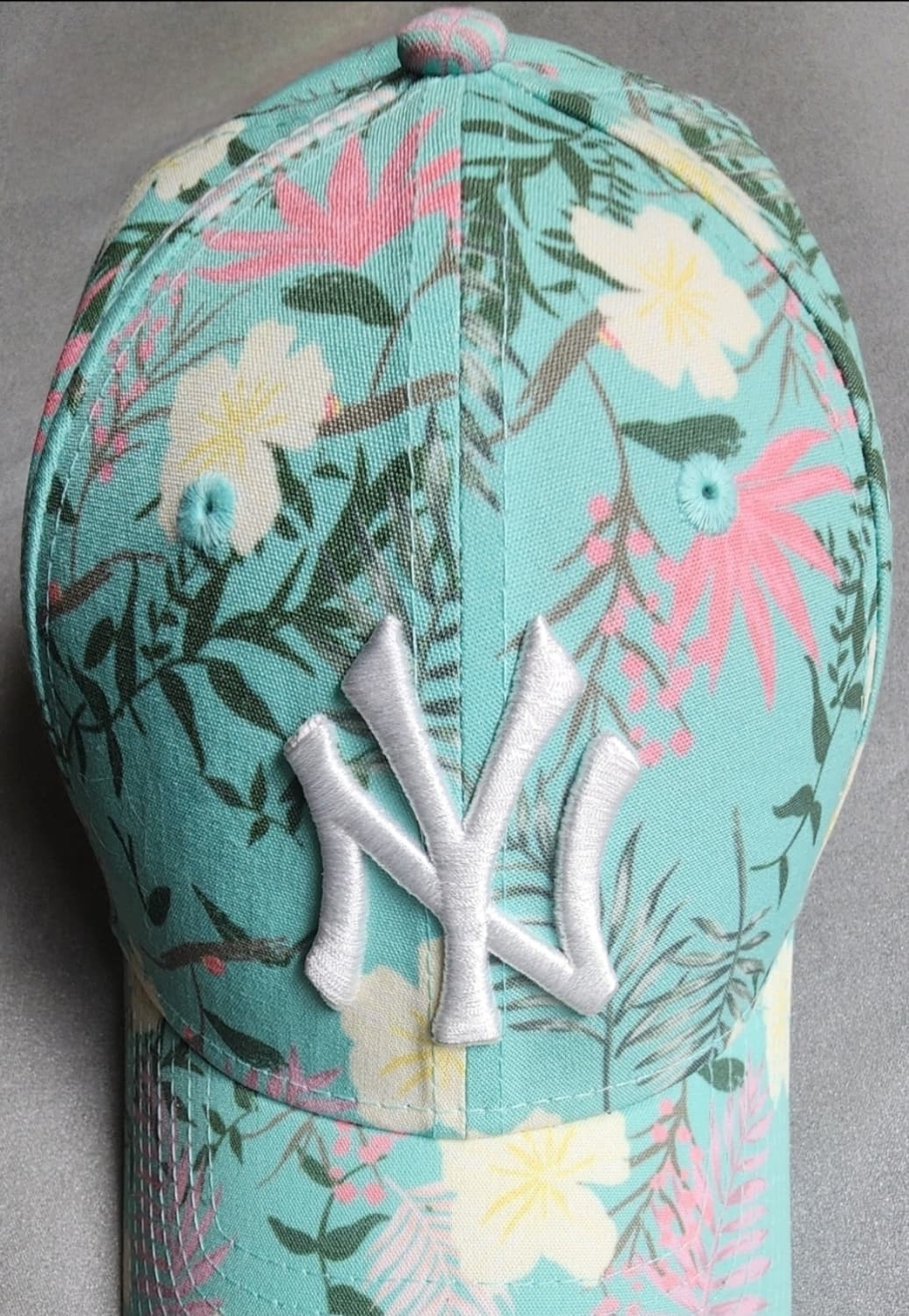 새상품 뉴에라 9FORTY WOMEN 플로럴 볼캡 팝니다 (플라워 볼캡) 상품이미지1