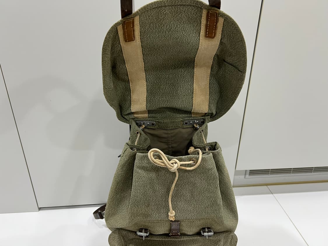 스위스군 캔버스 가죽 40리터 백팩 상품이미지7