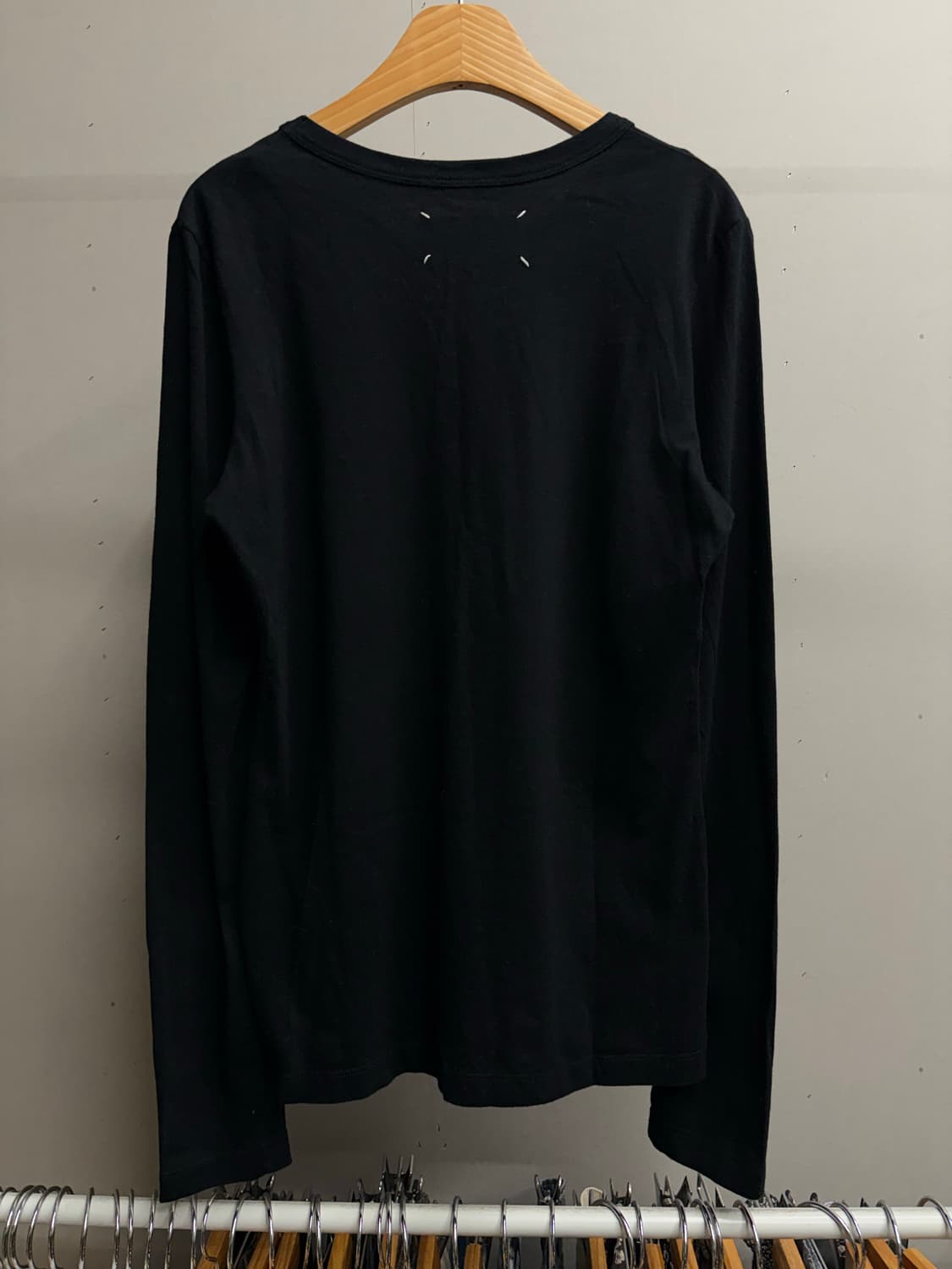 마르지엘라 04s 캣츠아이 롱슬리브 상품이미지1