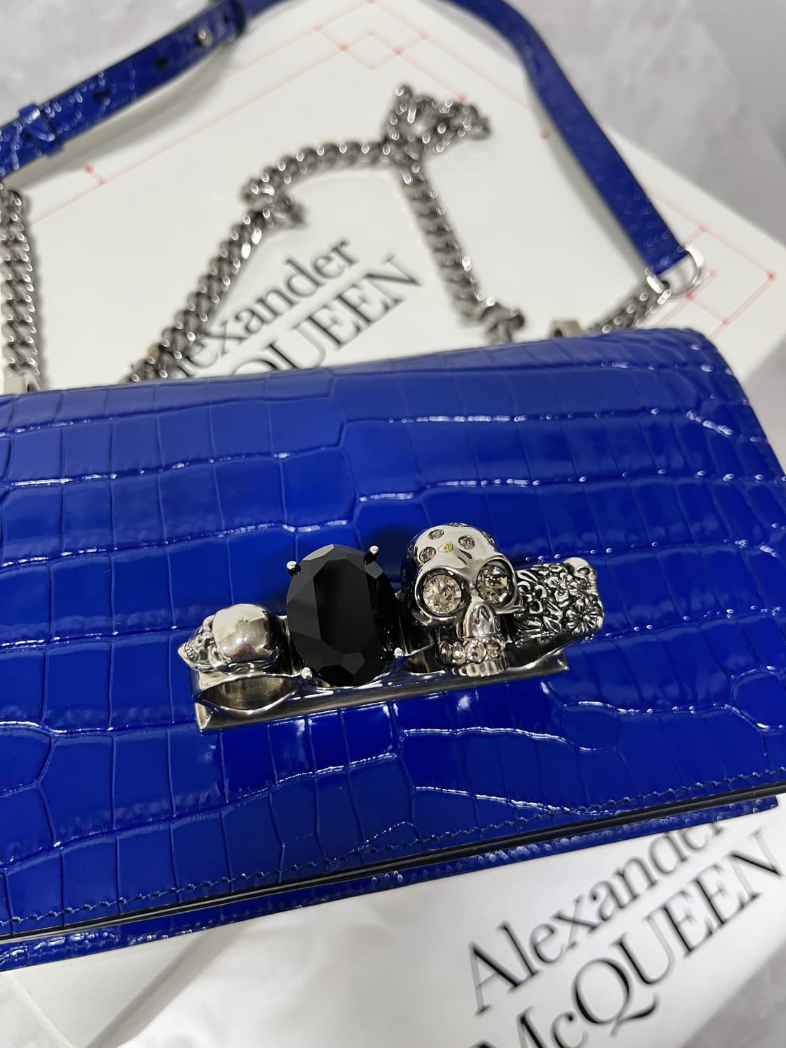 알렉산더 맥퀸 쥬얼사첼백 코발트블루 상품이미지2