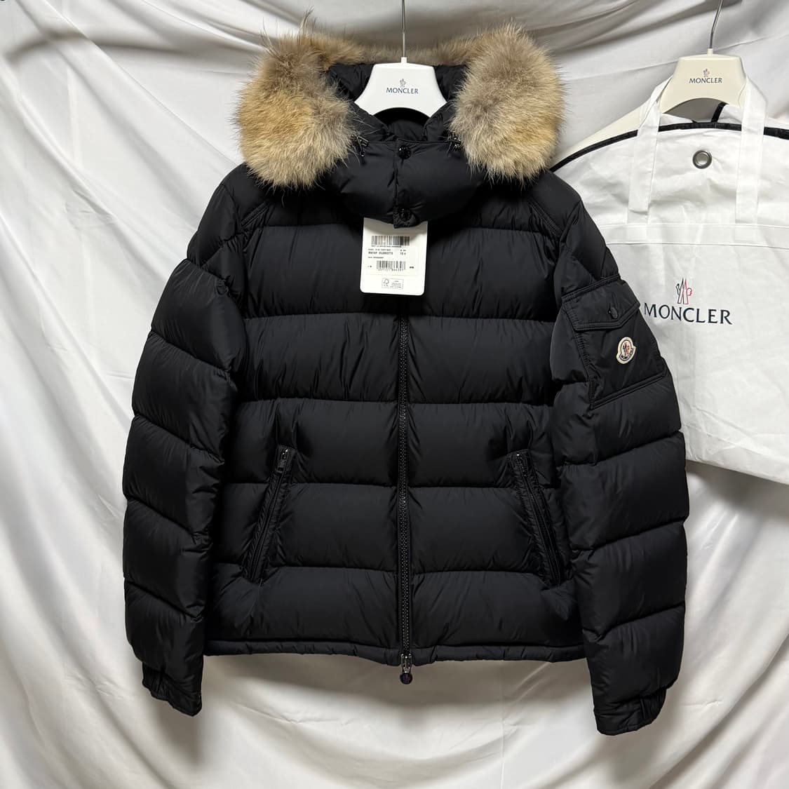 [S+급/4] 몽클레어 마야프 패딩 블랙 풀구성 마르크 상품이미지1