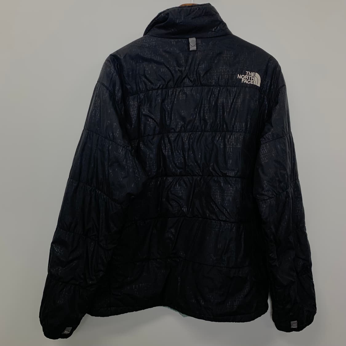 노스페이스 자수로고 윈드 경량 패딩 상품이미지3