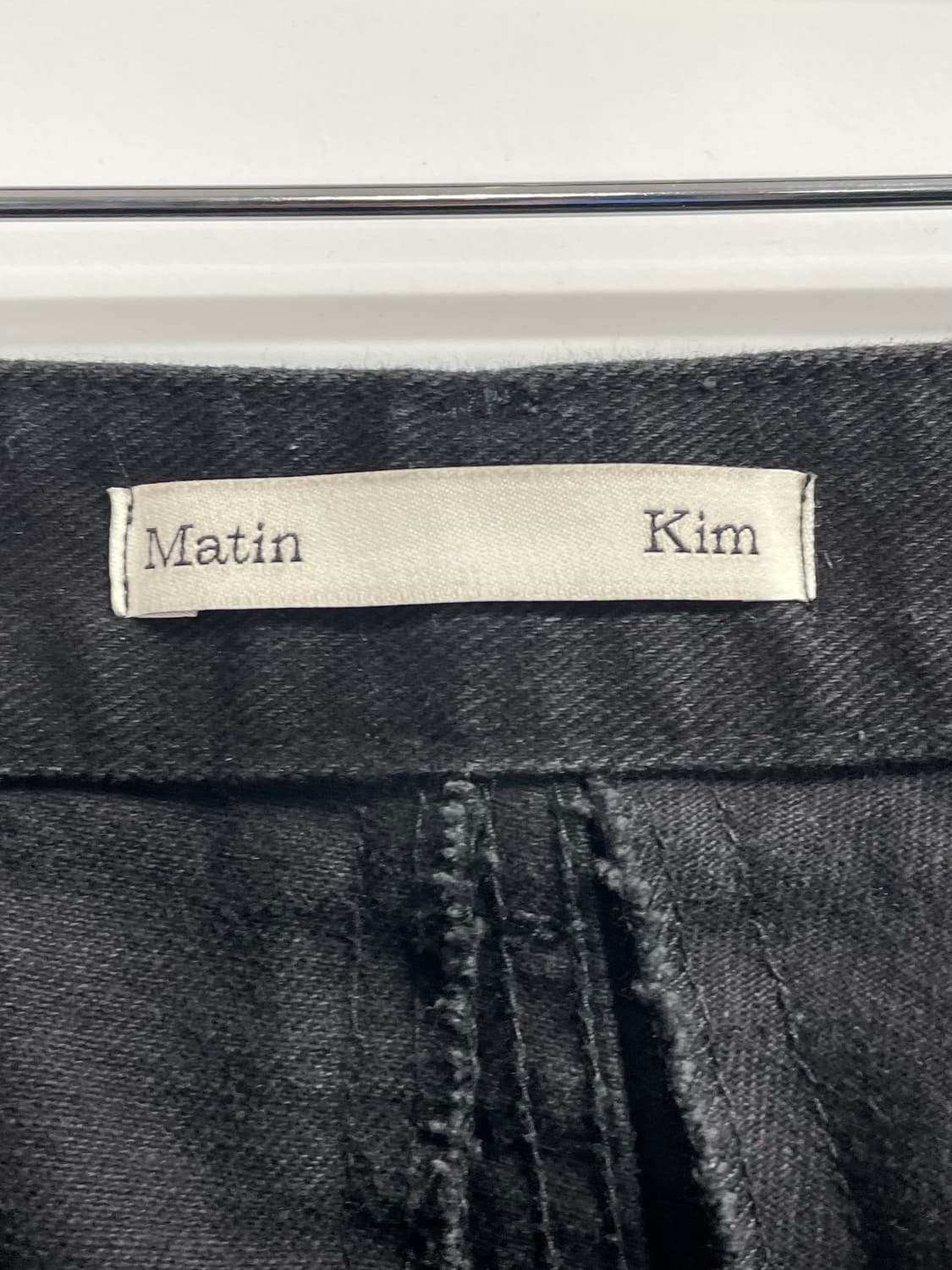 마땡킴 컷팅 루즈 블랙 데님팬츠 (onp.36) 상품이미지5