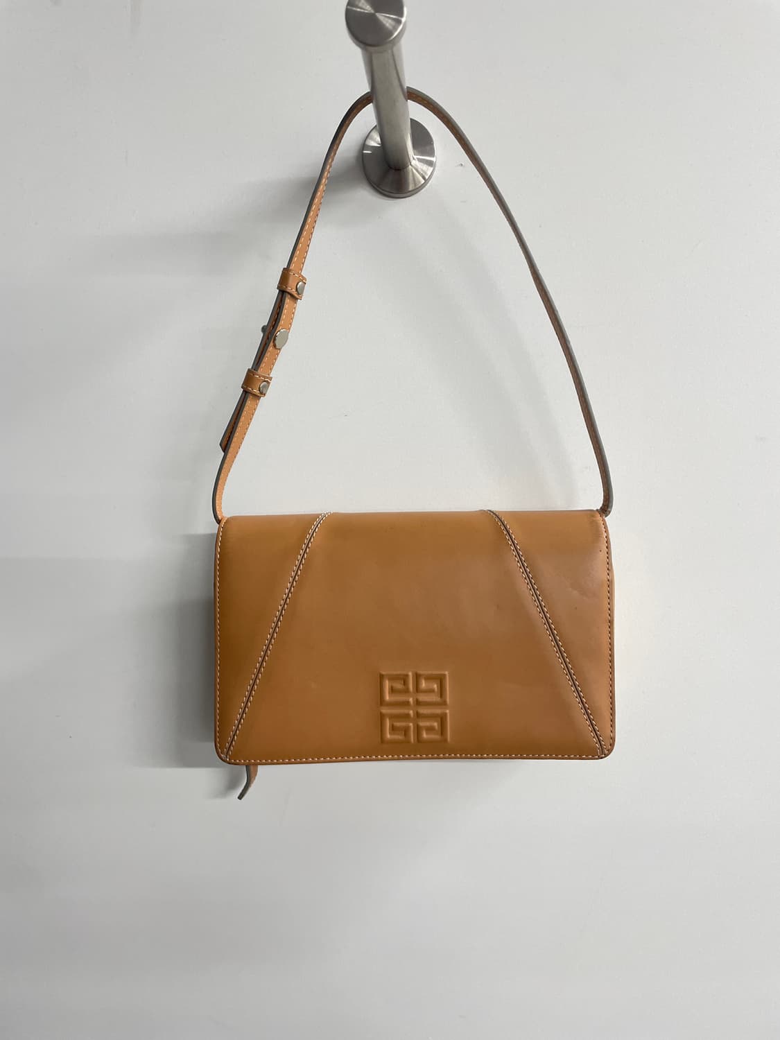 지방시 미니백 상품이미지1