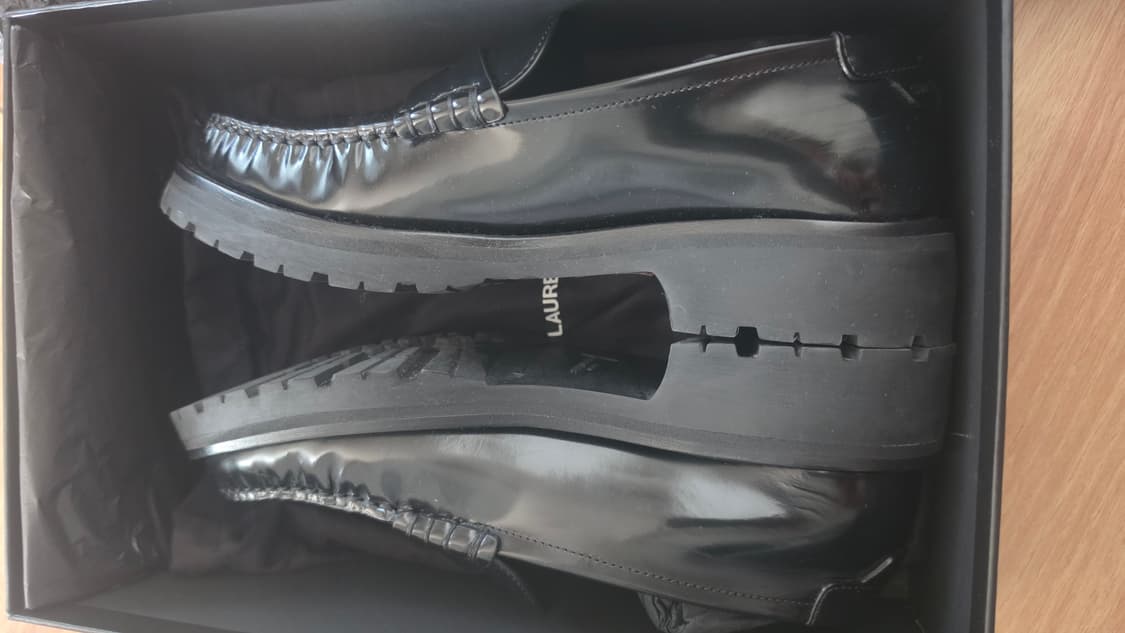 생로랑 모노그램 청키 페니로퍼 상품이미지3