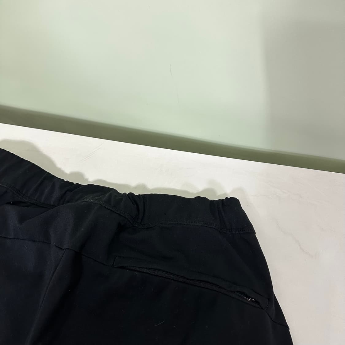 L 노스페이스 블랙 기본로고 레귤러핏 밴딩폴리팬츠 상품이미지7