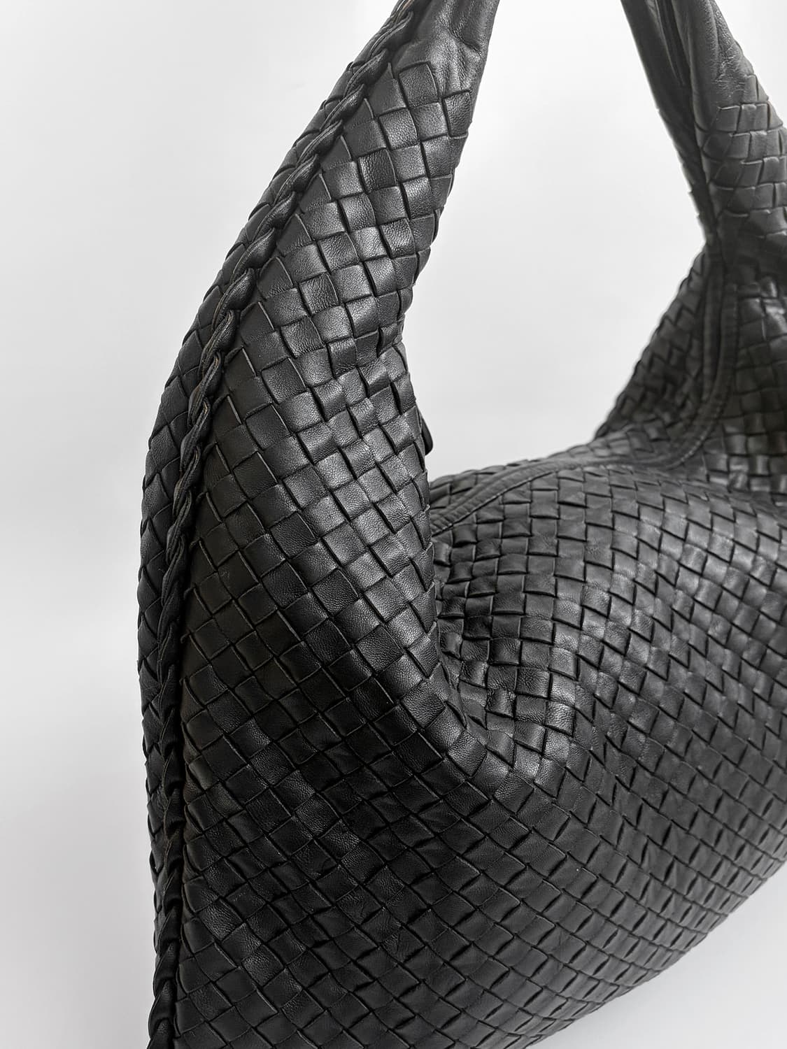 보테가베네타 인트레치아토 호보백 라지 판매합니다. 상품이미지2