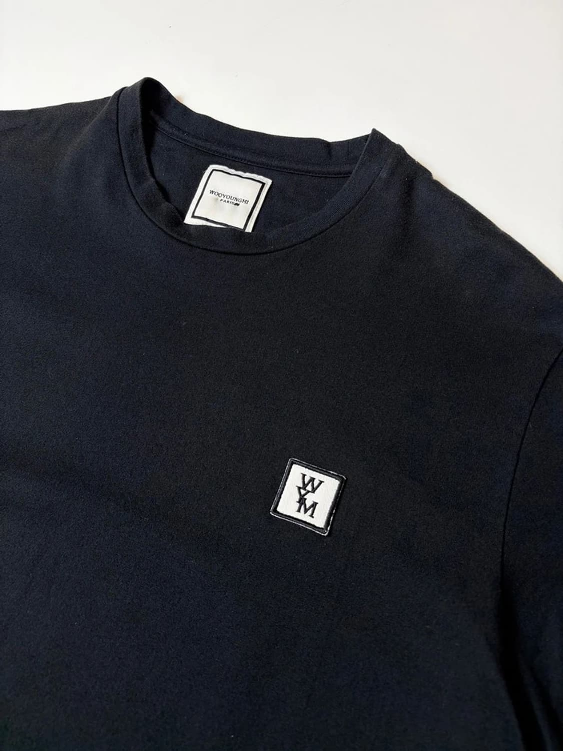 우영미 18FW 백로고 반팔 티셔츠 PN9558 상품이미지5