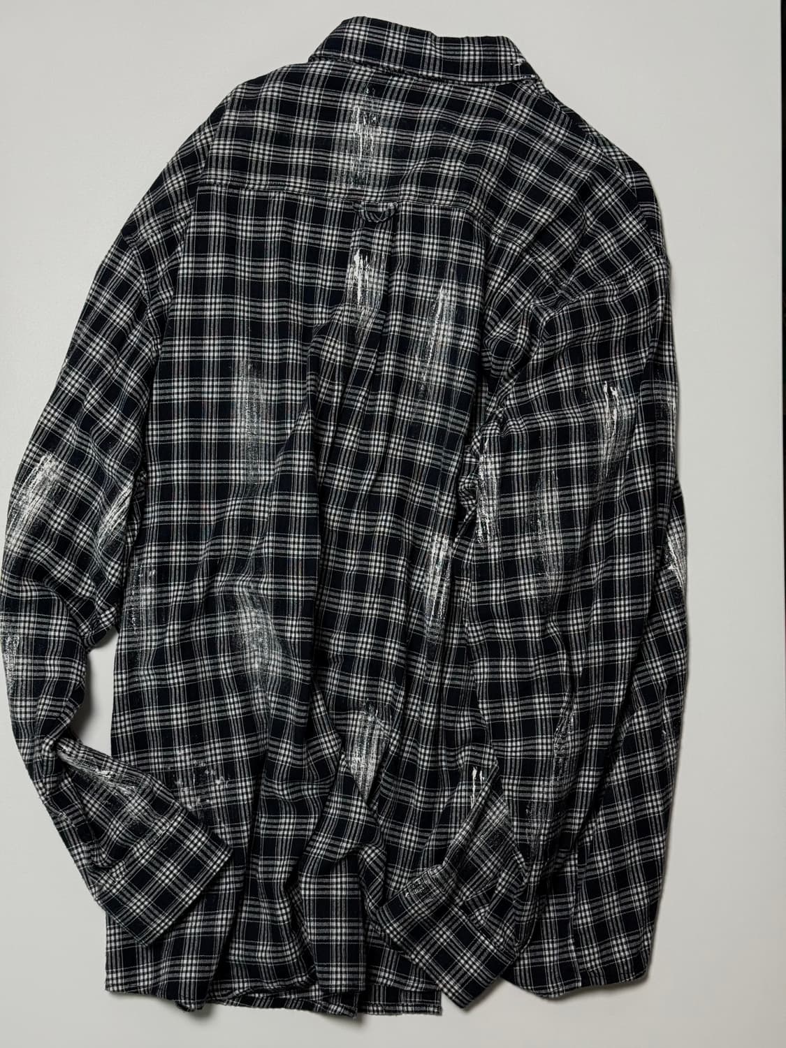 논플로어 페인팅 셔츠 판매합니다 상품이미지4