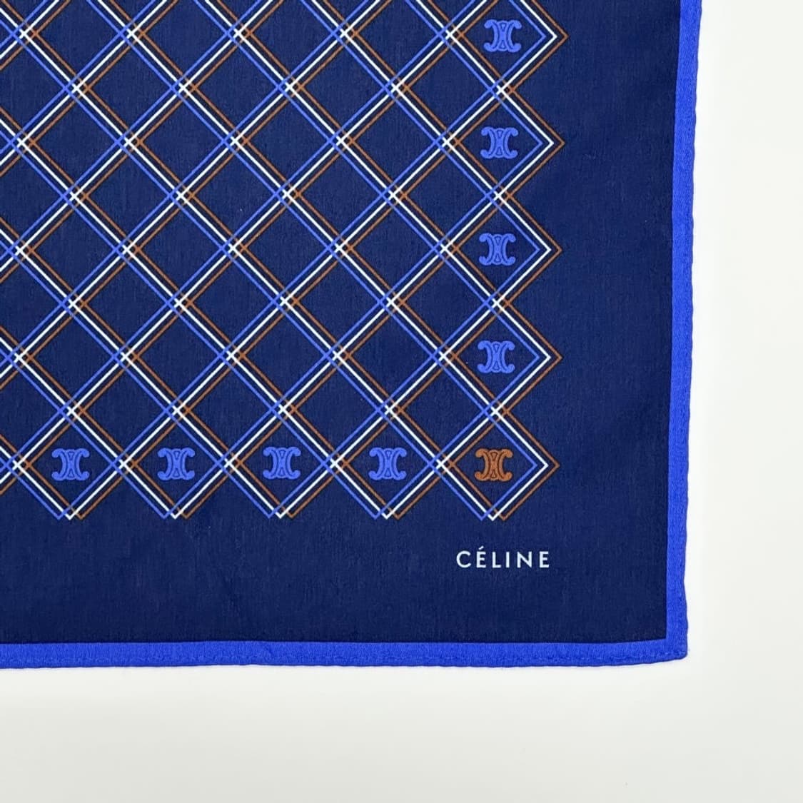 (새상품) celine / 셀린느 쁘띠스카프 손수건 상품이미지3