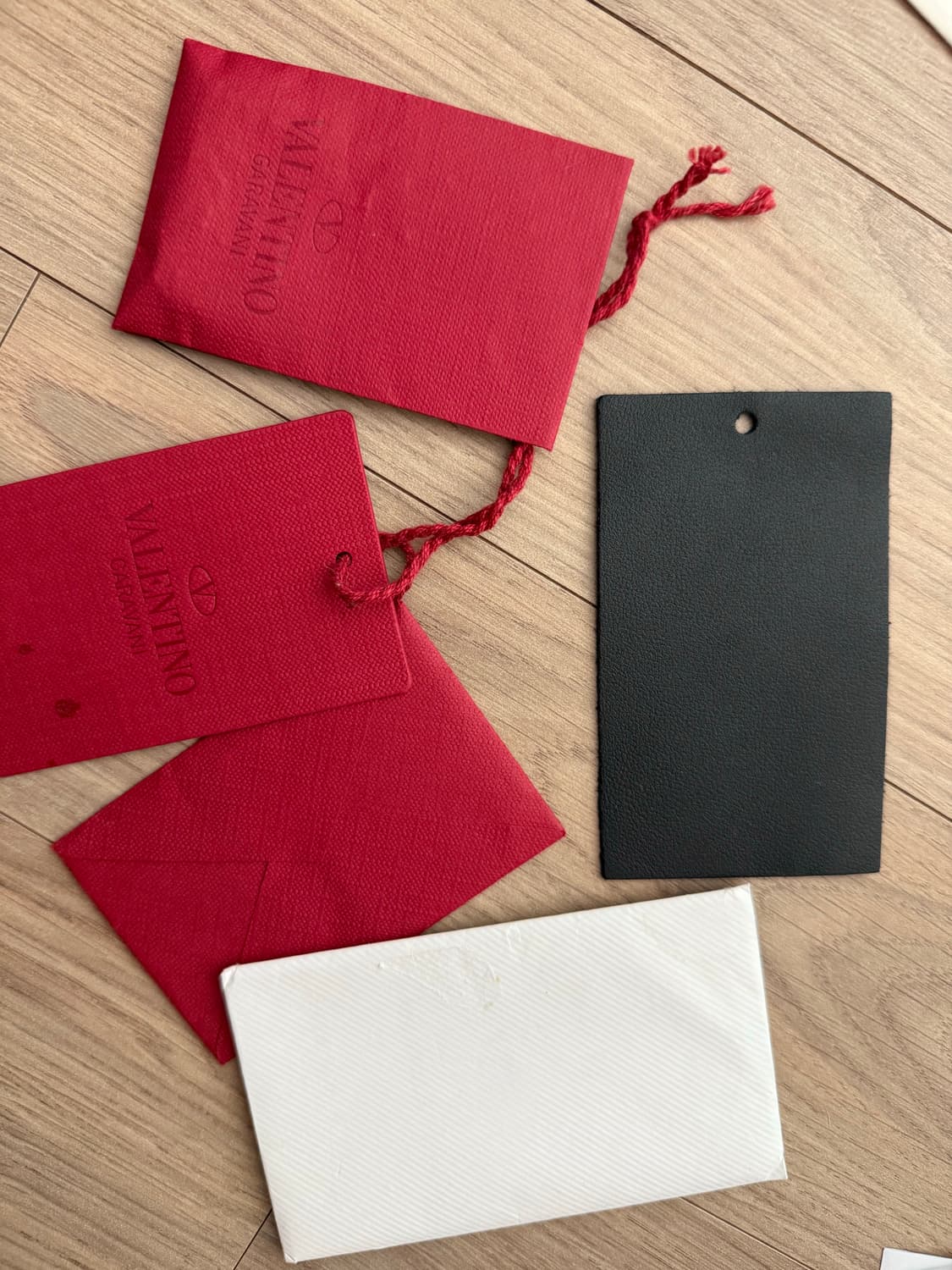 발렌티노 락스터드 카메라백 상품이미지3