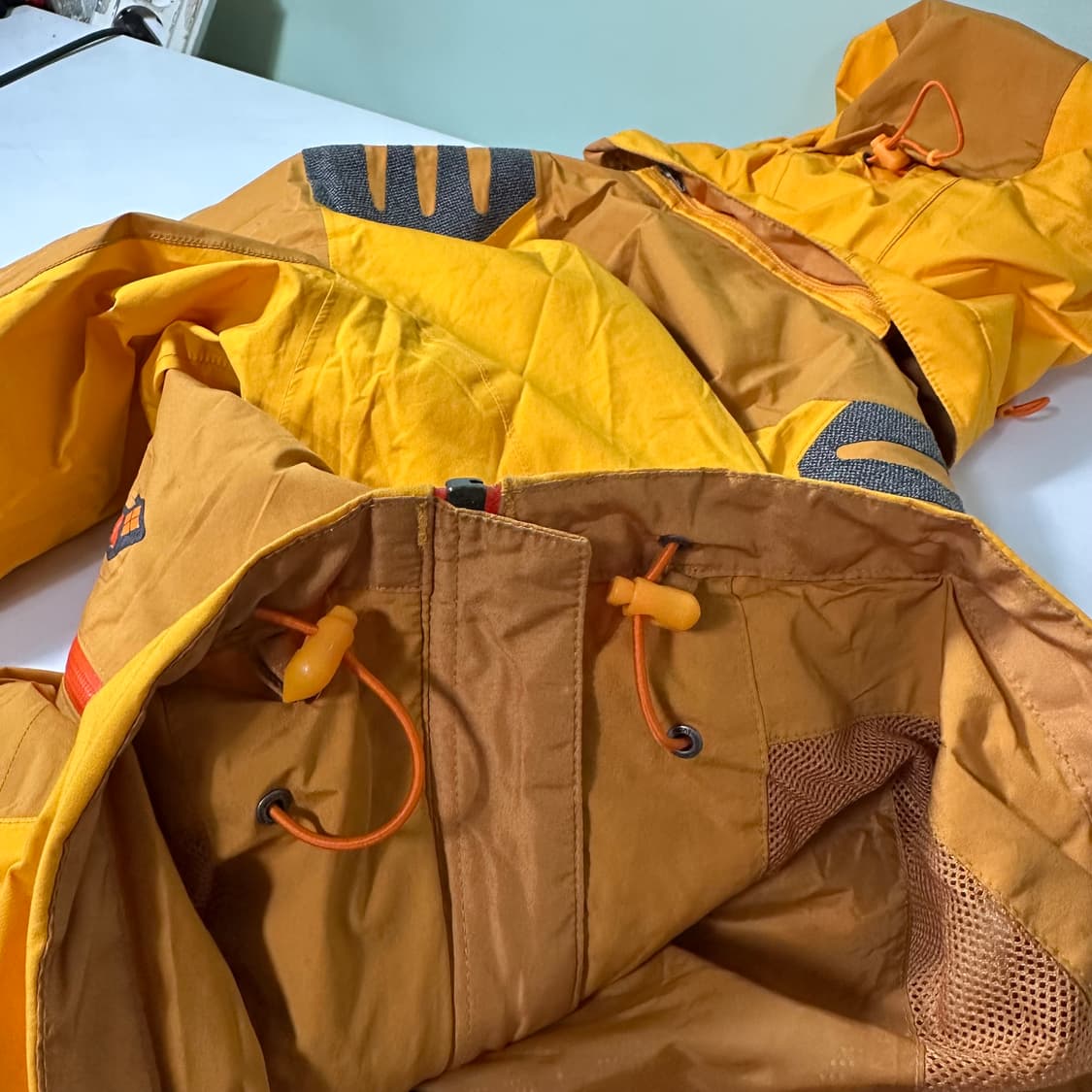 95 M 몽벨 머스타드 겨자 후드탈부착 등산 바람막이 자켓 상품이미지10