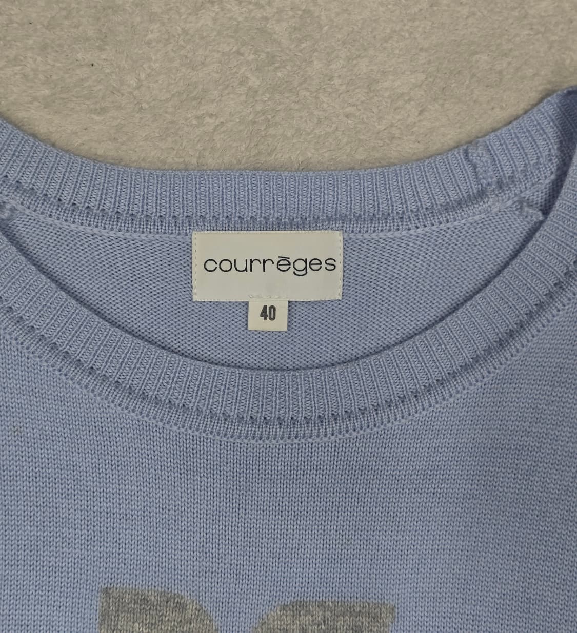 꾸레쥬 파스텔 블루 빅로고 니트 40 상품이미지4
