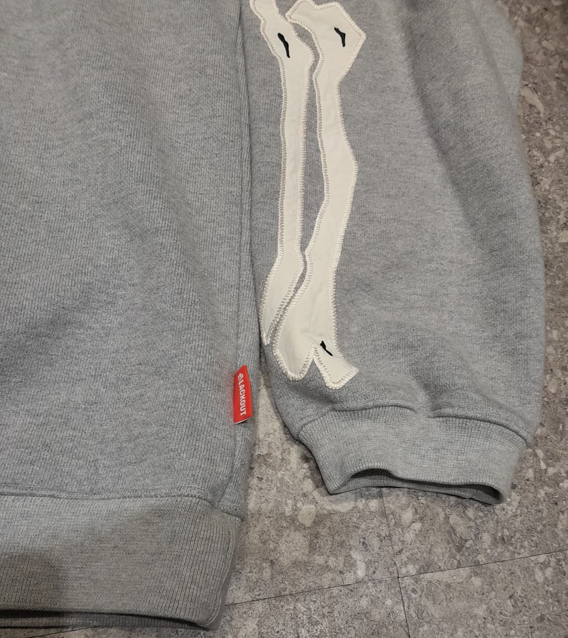 💥블랙아웃 본 헤비스웻셔츠 에쉬그레이 (XL)  상품이미지5