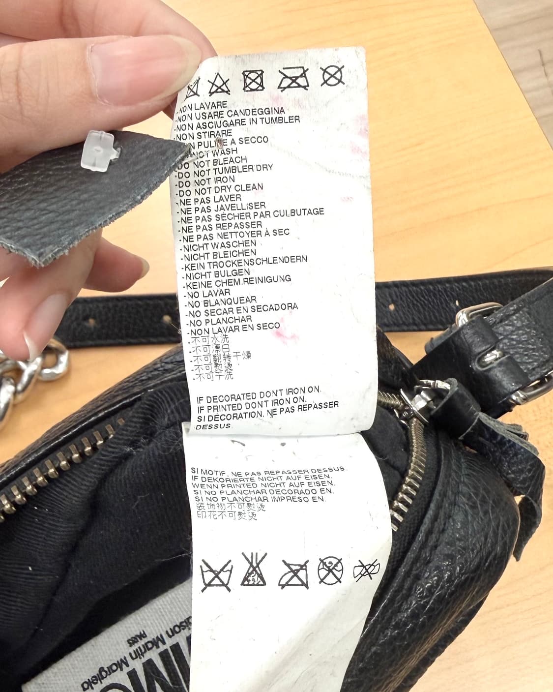 엠엠식스 블랙 체인스트랩 크로스 바디 백 상품이미지8