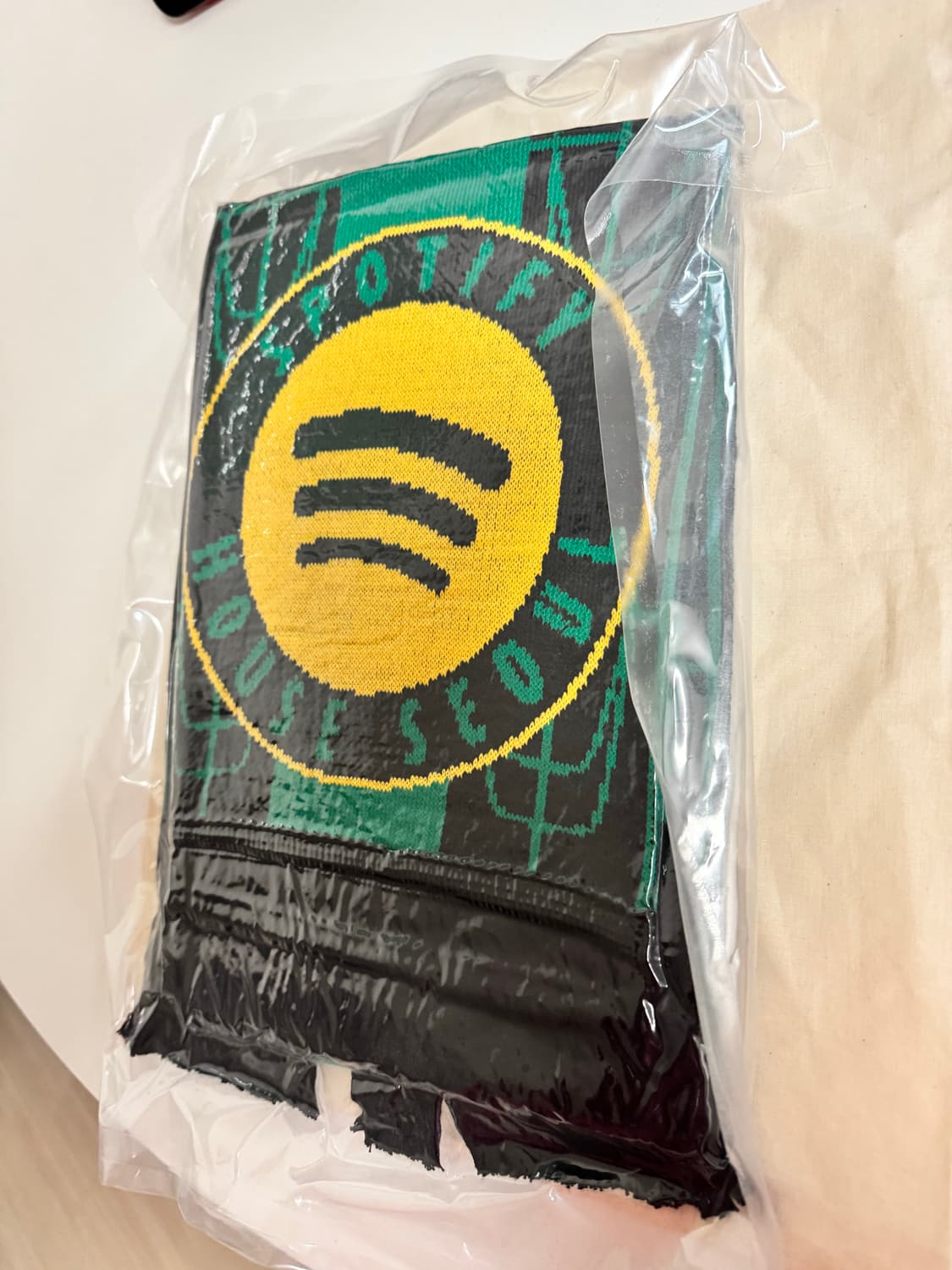 2025 Spotify House 서울 기념 스카프 새상품 상품이미지3