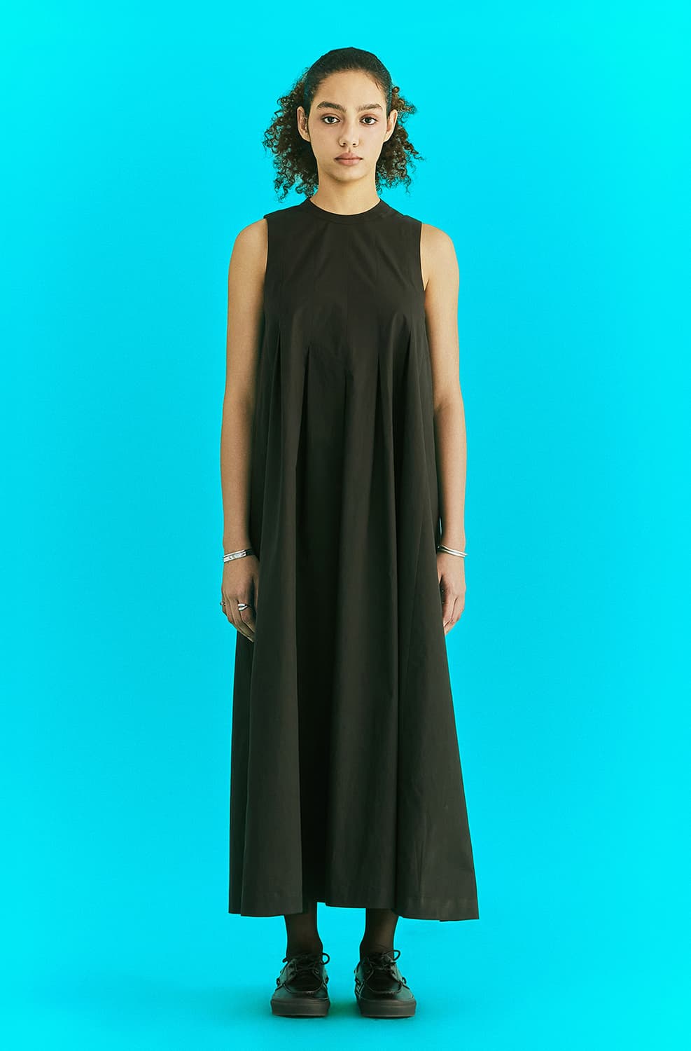 ERER * Pleated Detail Dress Black 상품이미지1